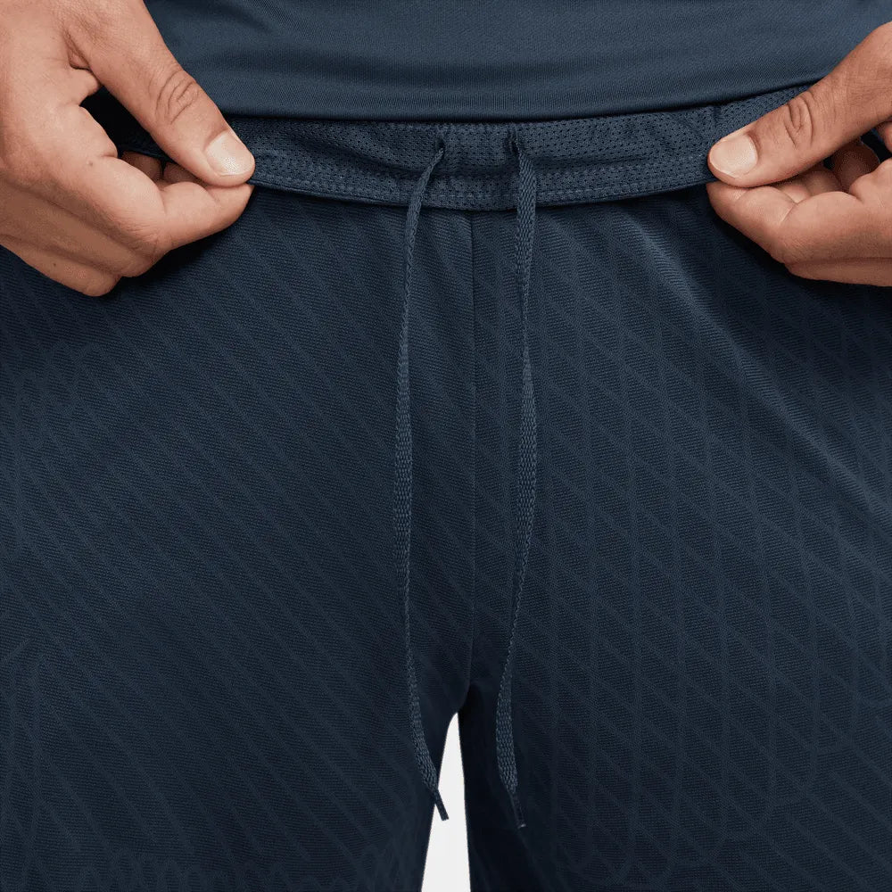 Nike 2023-24 Barcelona Men's Strike Third Shorts (Detail 1)