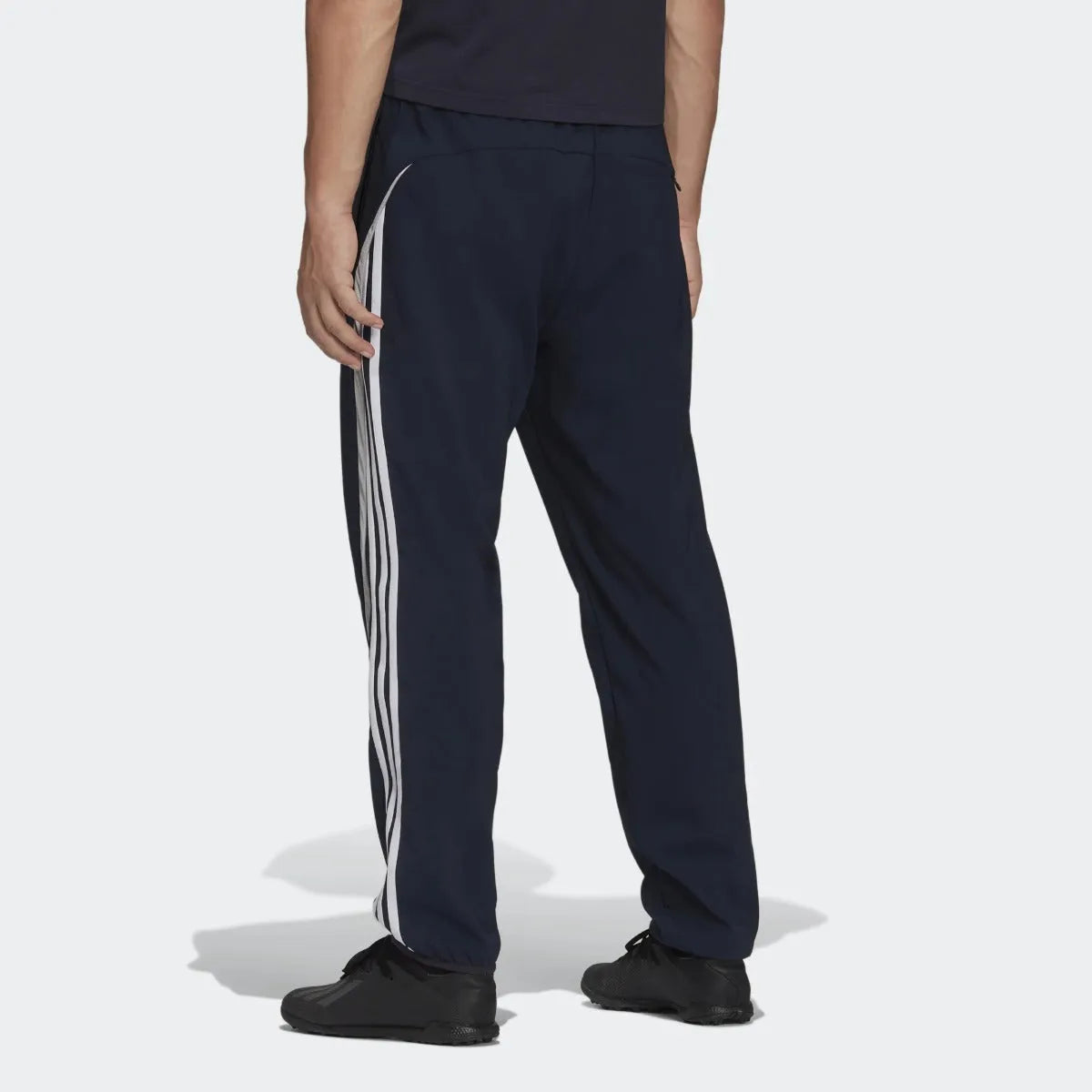 adidas 2021-22 Real Madrid Teamgeist Woven Pants - Night Navy (Model - Back)