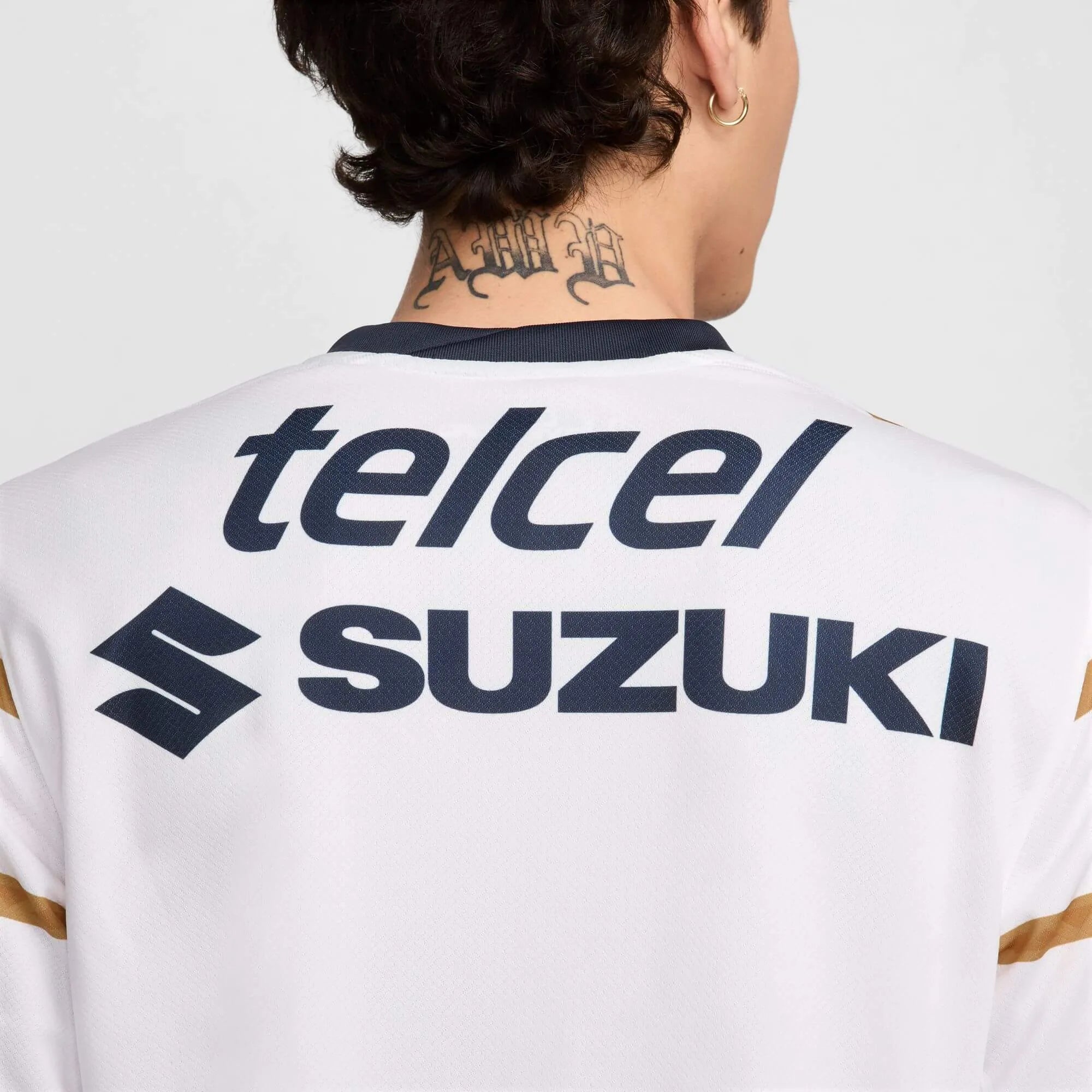 Nike 2024-25 Pumas Men's Stadium Home Jersey (Detail 2)