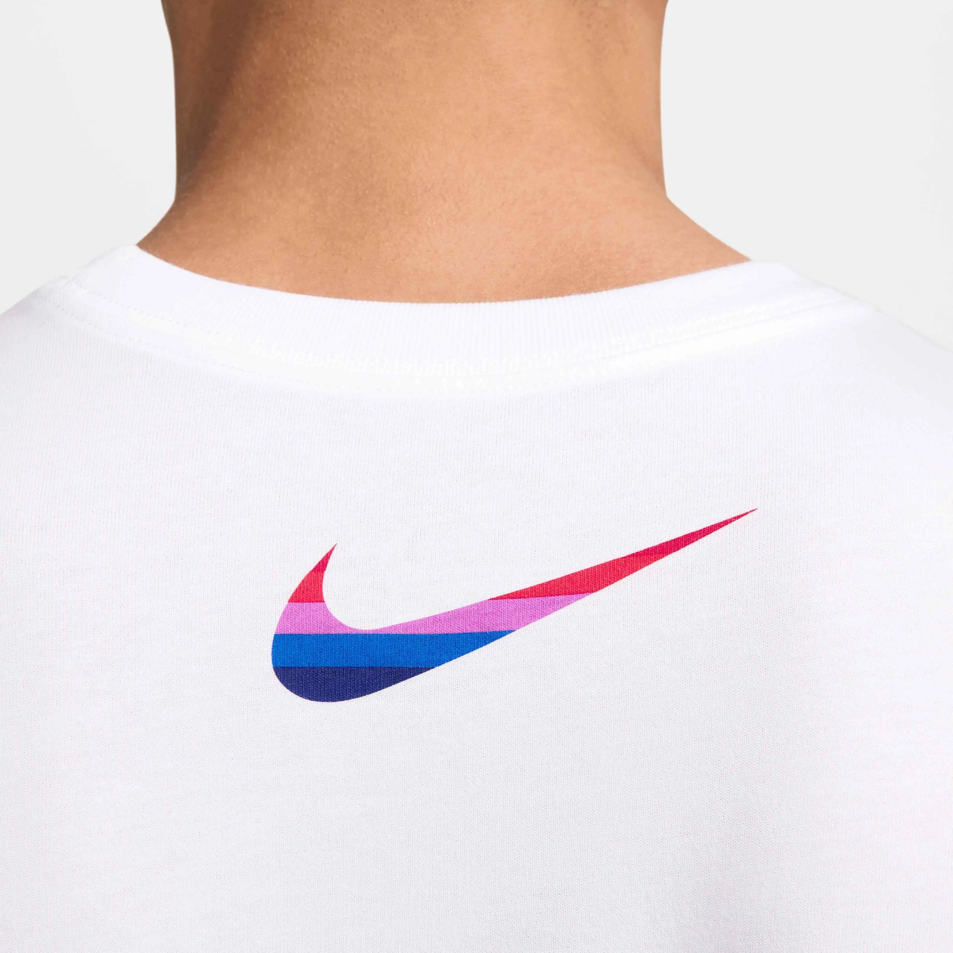 Nike 2024-25 England Men's Club Essential Tee (Detail 2)
