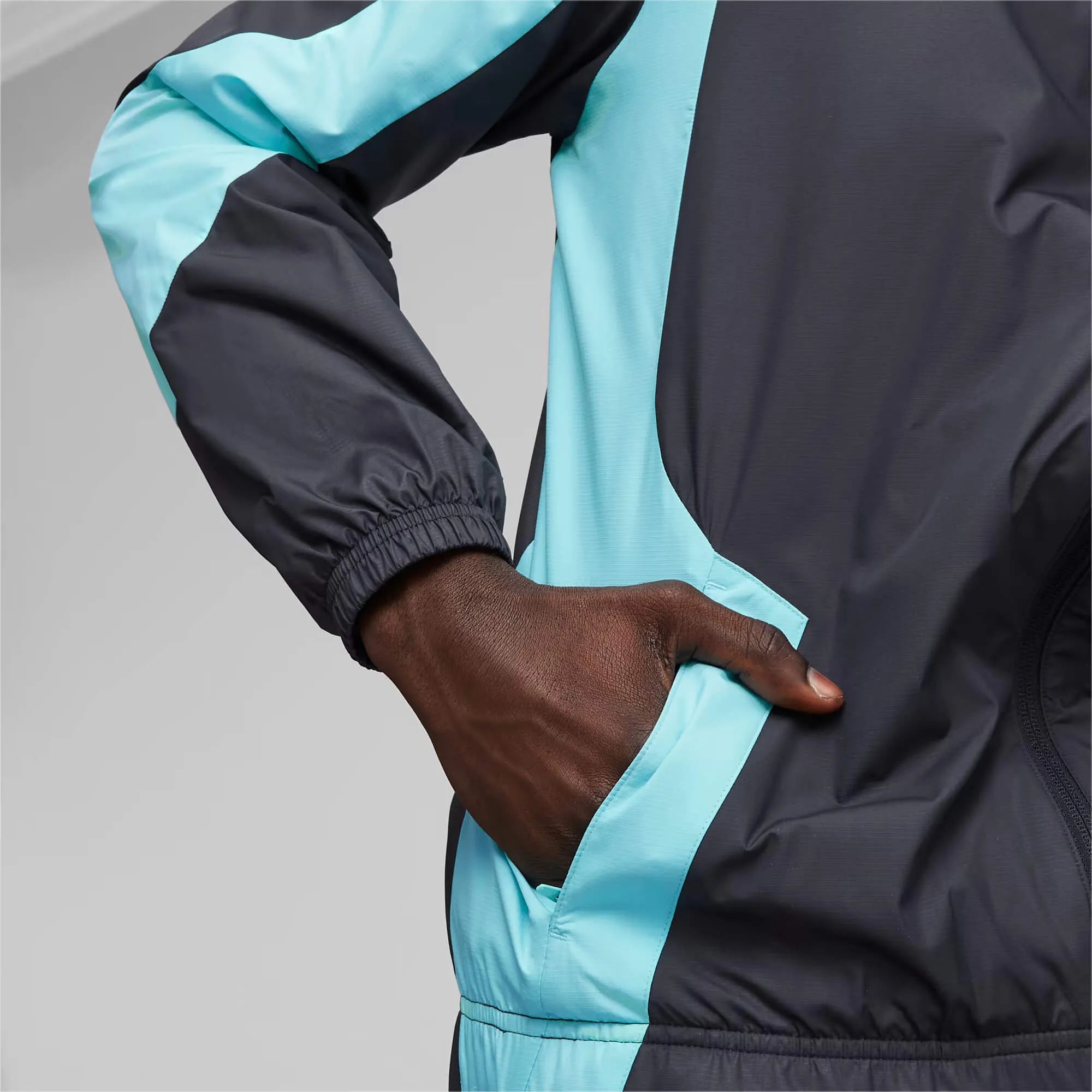 Puma 2023-24 Manchester City Men's Anthem Jacket (Detail 2)