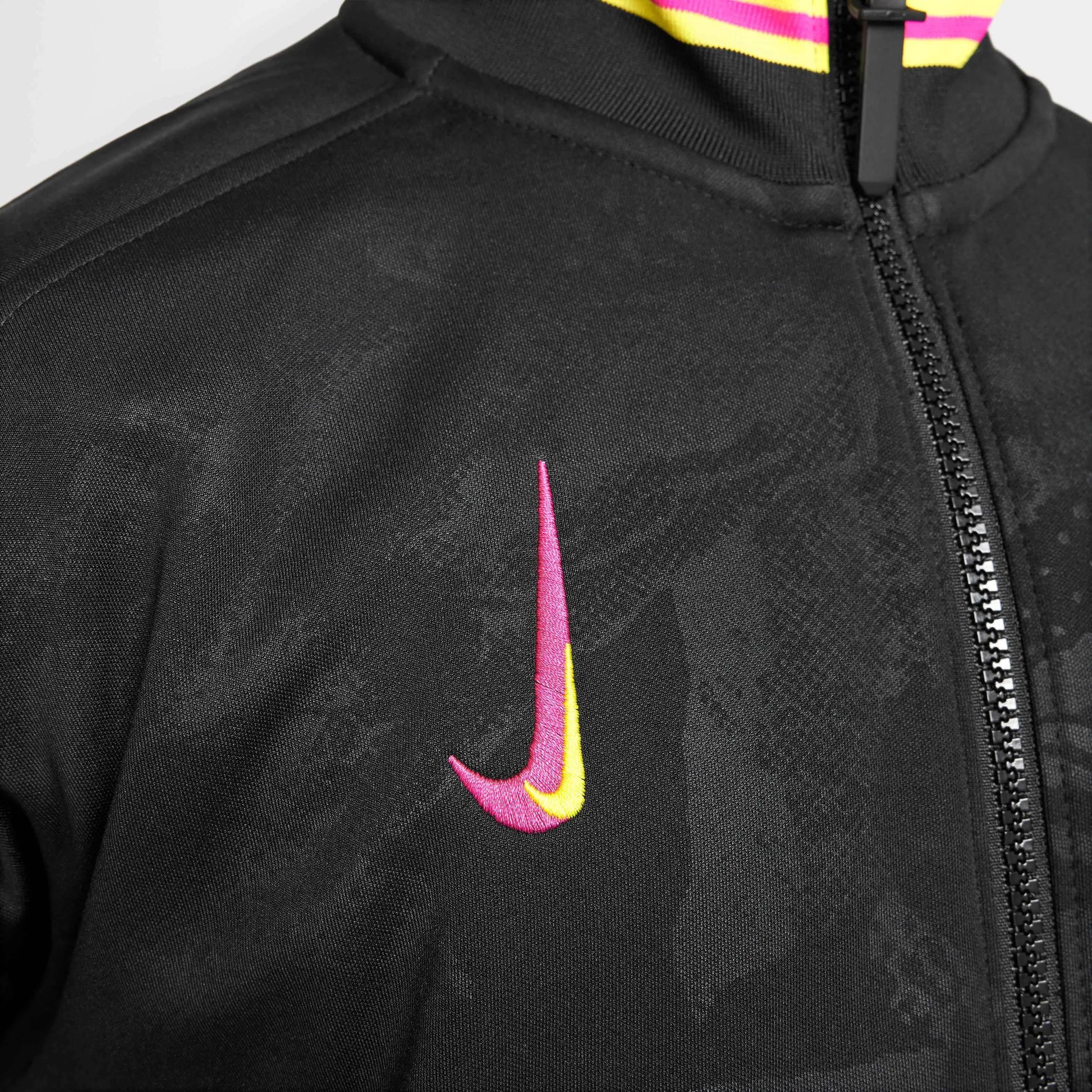 Nike 2024-25 Chelsea Youth Academy Pro Third Anthem Jacket (Detail 2)