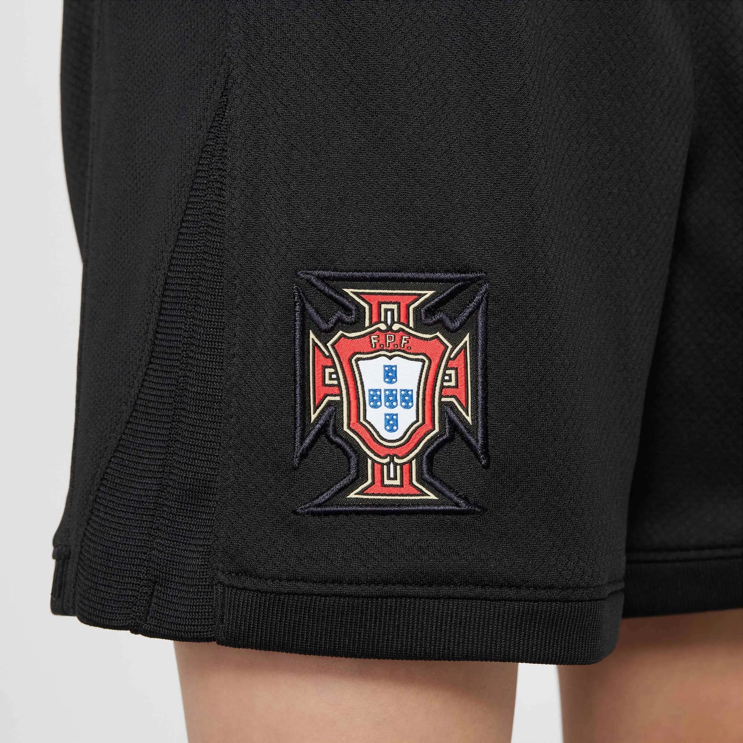 Nike 2024-25 Portugal Kids Stadium Away Kit (Detail 6)