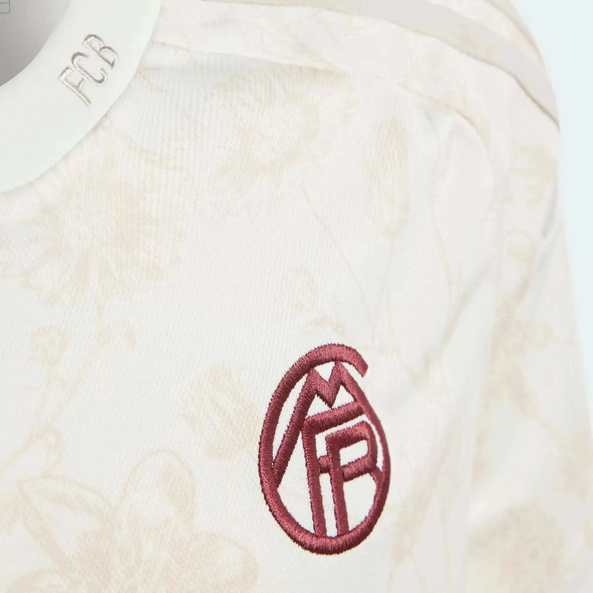 addias 2023-24 Bayern Munich Youth Stadium Third Jersey (Detail 1)