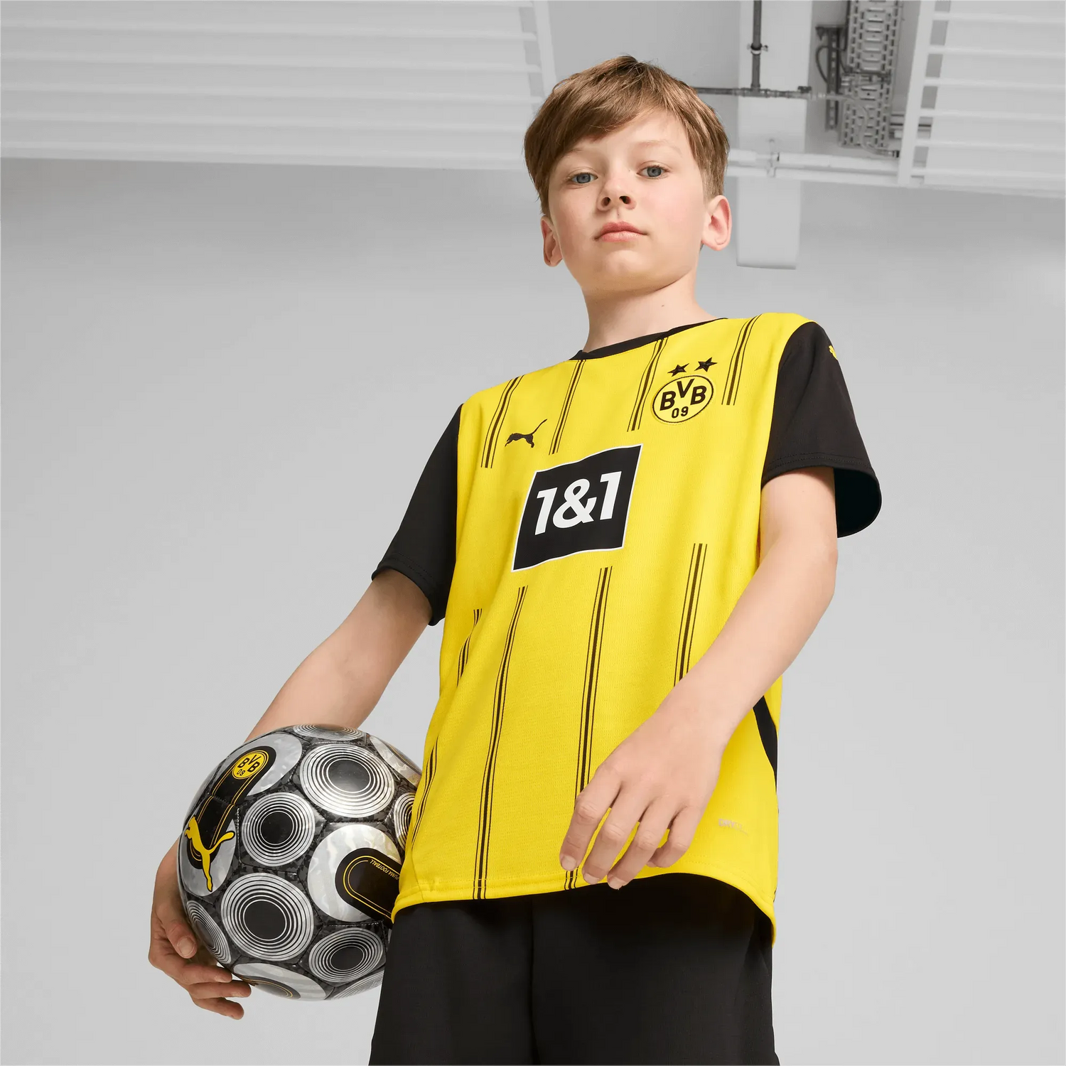 Puma 2024-25 Borussia Dortmund Youth Stadium Home Jersey (Model - Front)