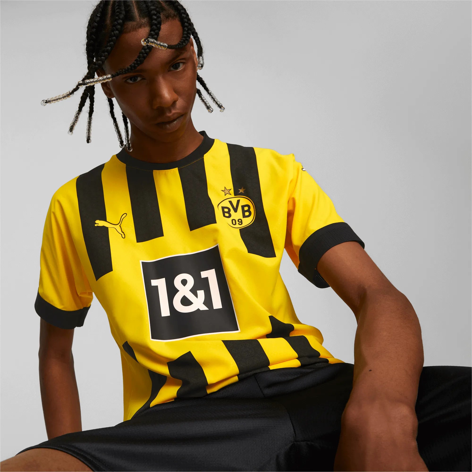 Puma 2022-23 Borussia Dortmund Authentic Home Jersey - Cyber Yellow-Black (Model - Front)