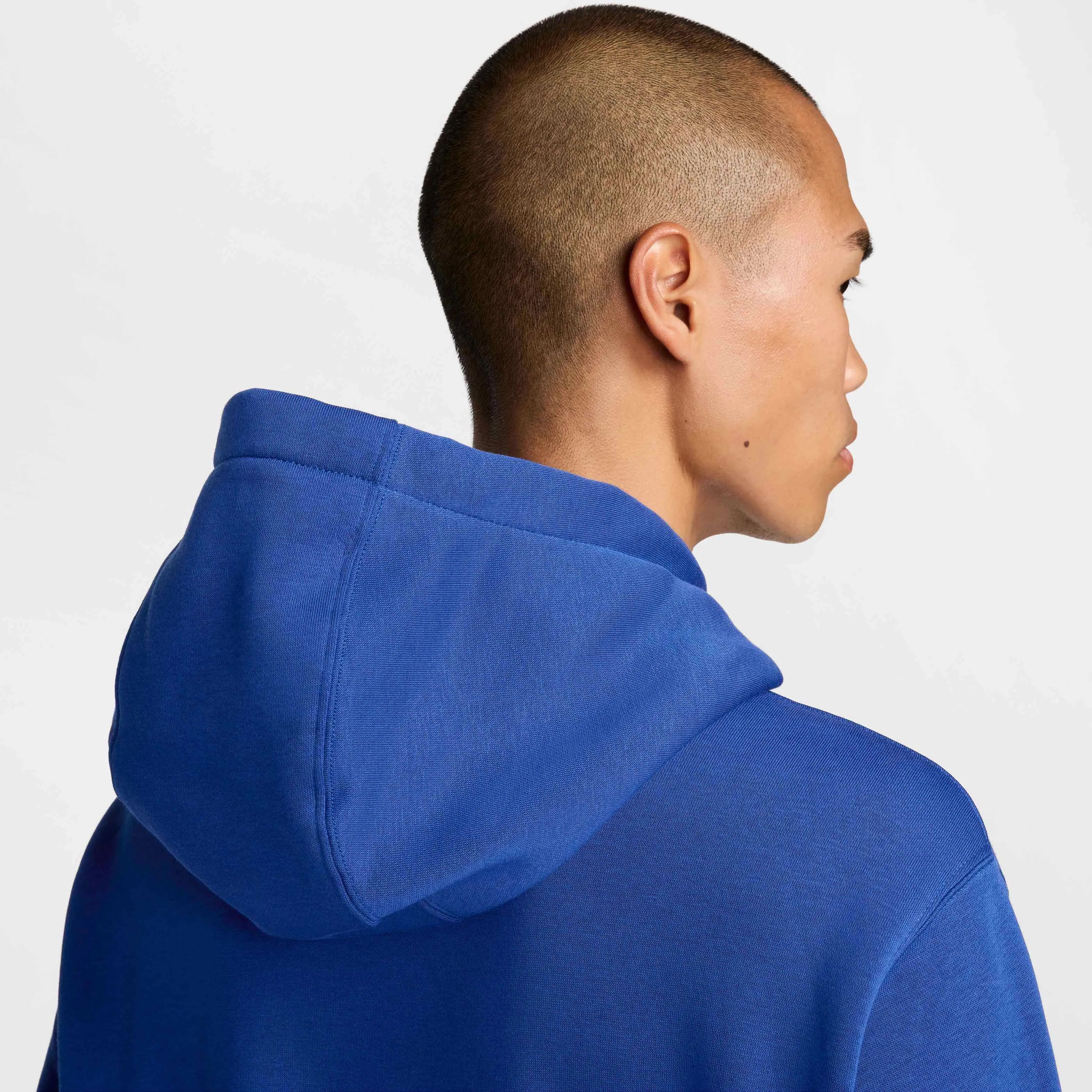 Nike 2024-25 Chelsea Men's Pullover Hoodie (Detail 2)