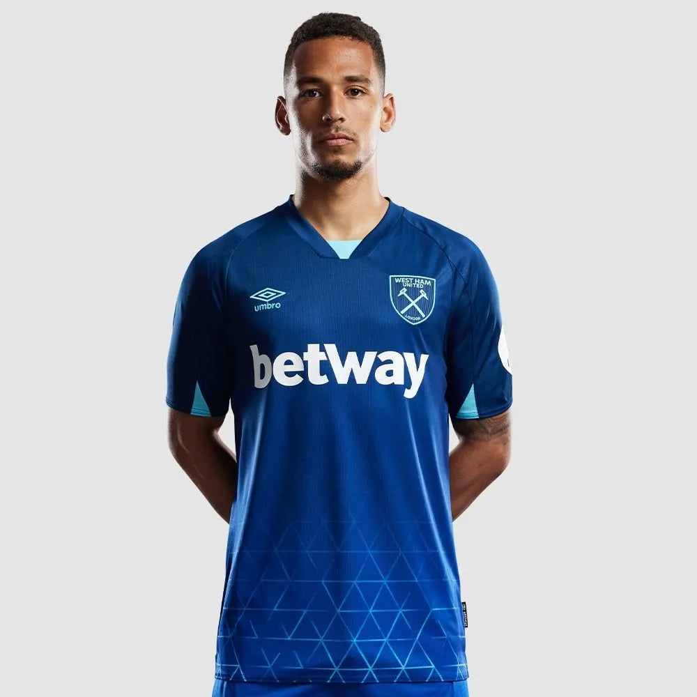 Umbro 2023-24 West Ham Men's Stadium Third Jersey (Model - Front)