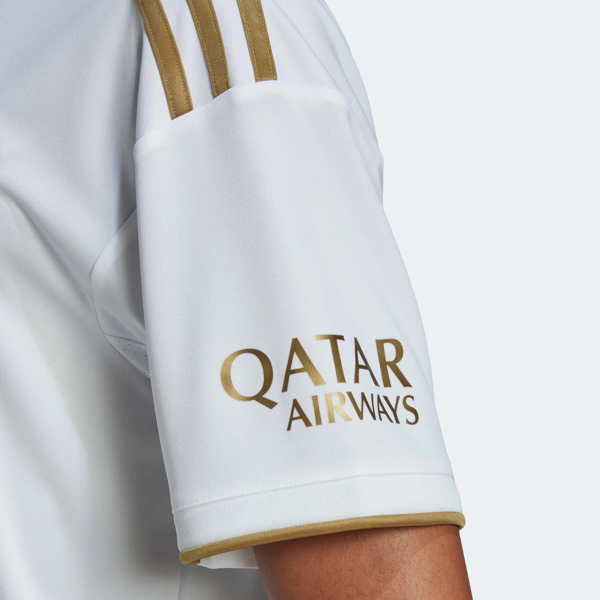 adidas 2022-23 Bayern Munich Away Jersey - White-Gold (Detail 3)