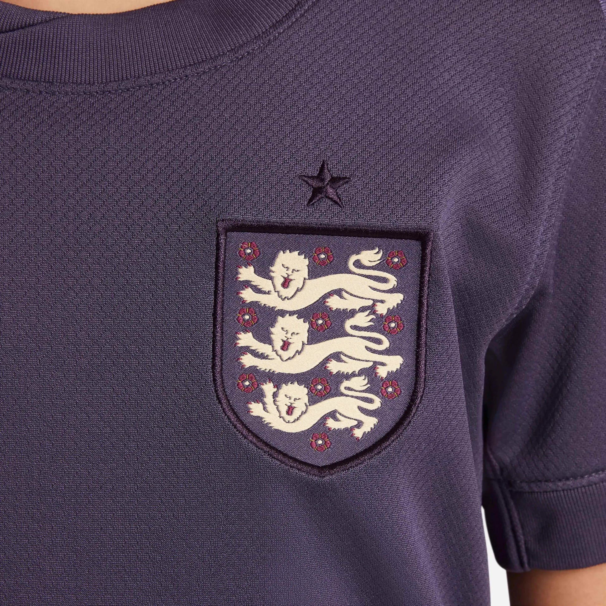 Nike 2024-25 England Youth Stadium Away Jersey (Detail 2)