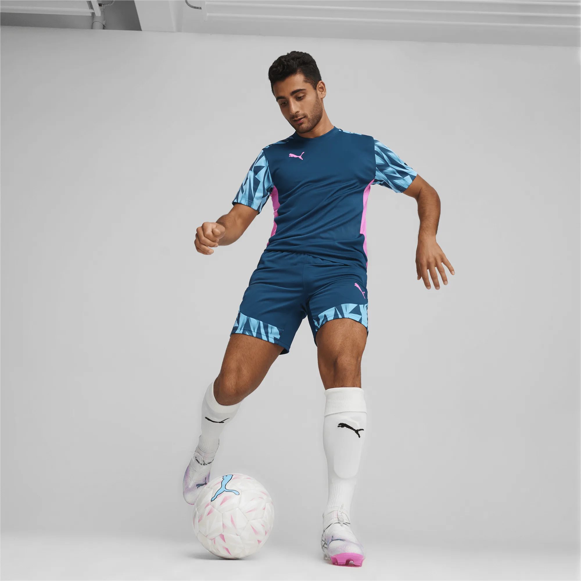 Puma Future 7 Ultimate FG-AG - Phenomenal Pack (SP24) (Model 1)