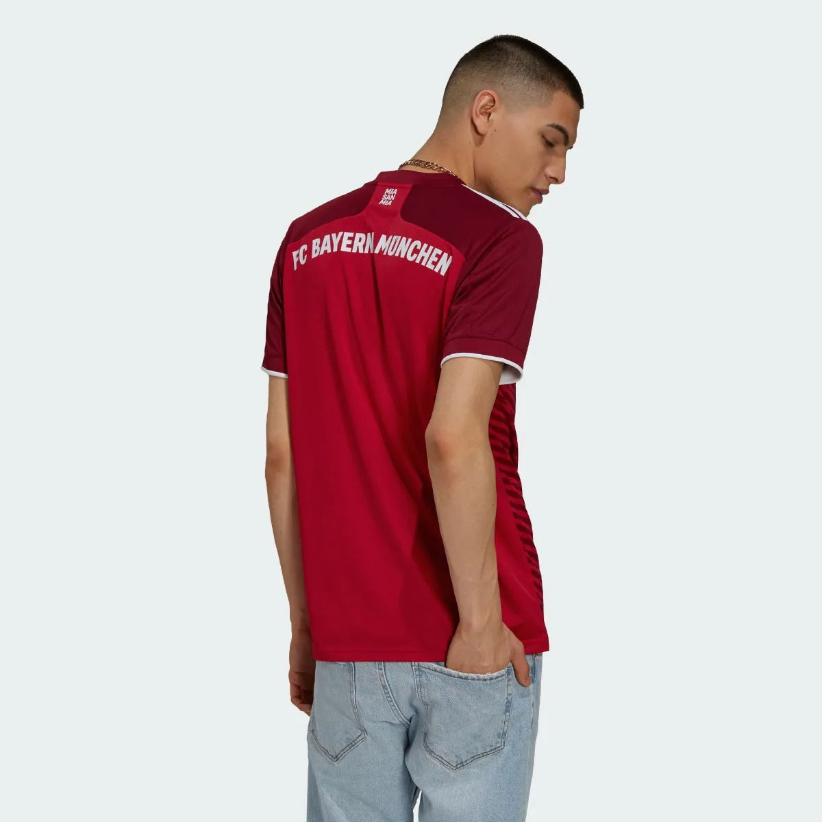 Adidas 2021-22 Bayern Munich Home Jersey - True Red (Model - Back)