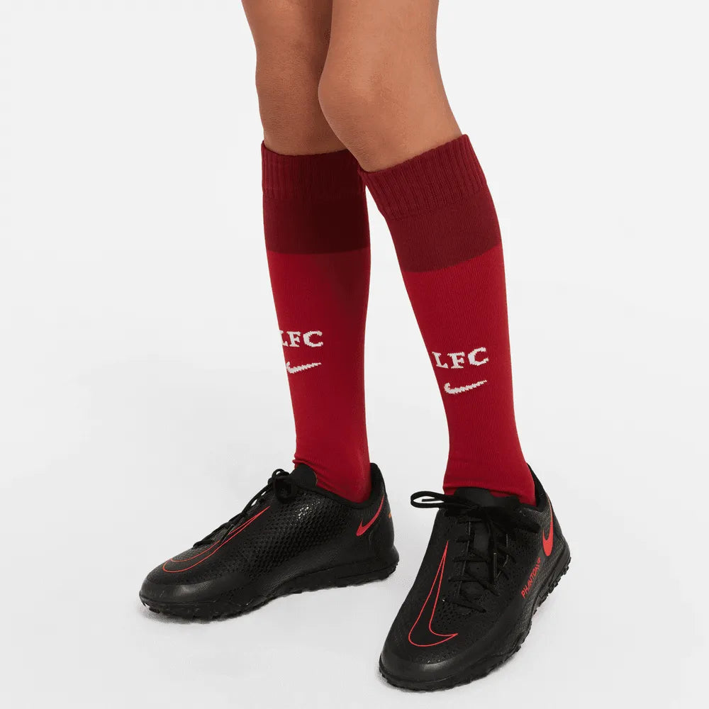 Nike 2022-23 Liverpool Little Kid's Home Kit - Tough Red (Detail 5)