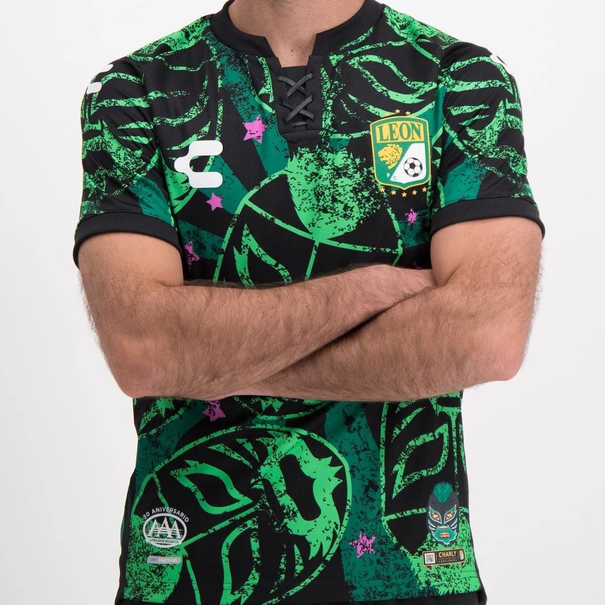 Charly 2021-22 Leon Third Jersey - Black-Green (Detail 1)
