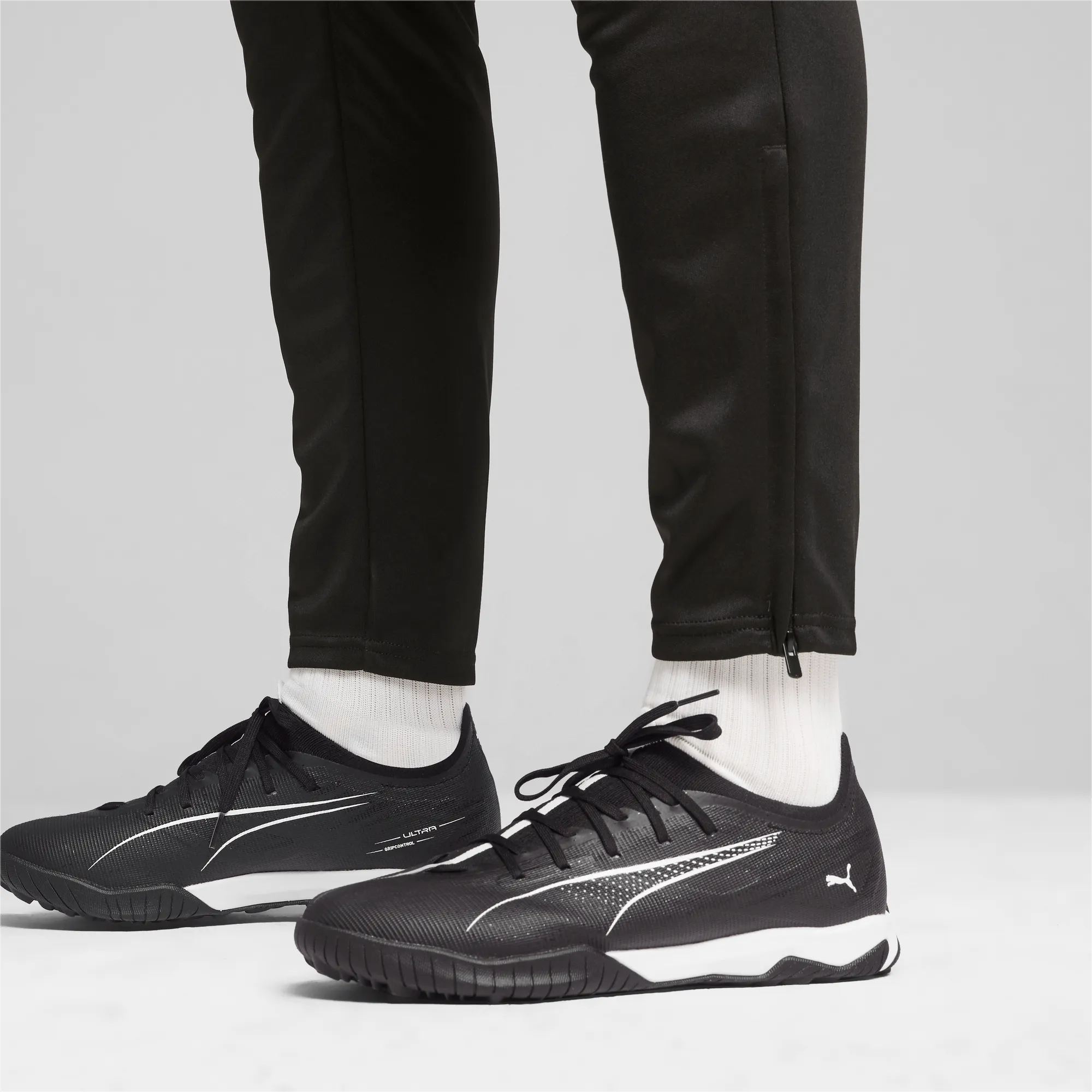 Puma Ultra 5 Match Turf - Eclipse Pack (FA24) (Model 1)