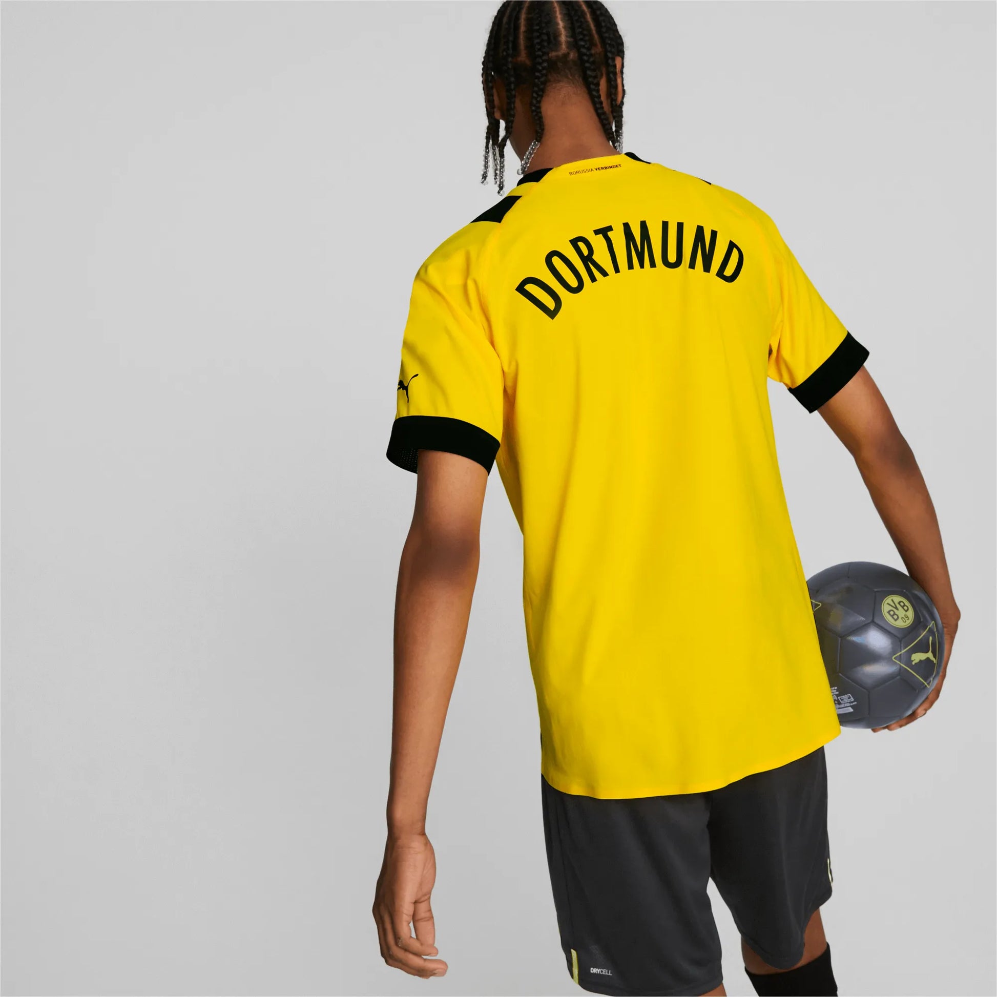 Puma 2022-23 Borussia Dortmund Authentic Home Jersey - Cyber Yellow-Black (Model - Back)