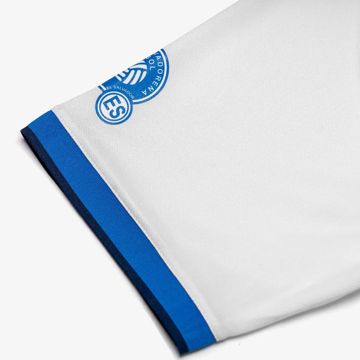 Umbro El Salvador 2021-22 Away Jersey (Detail 3)
