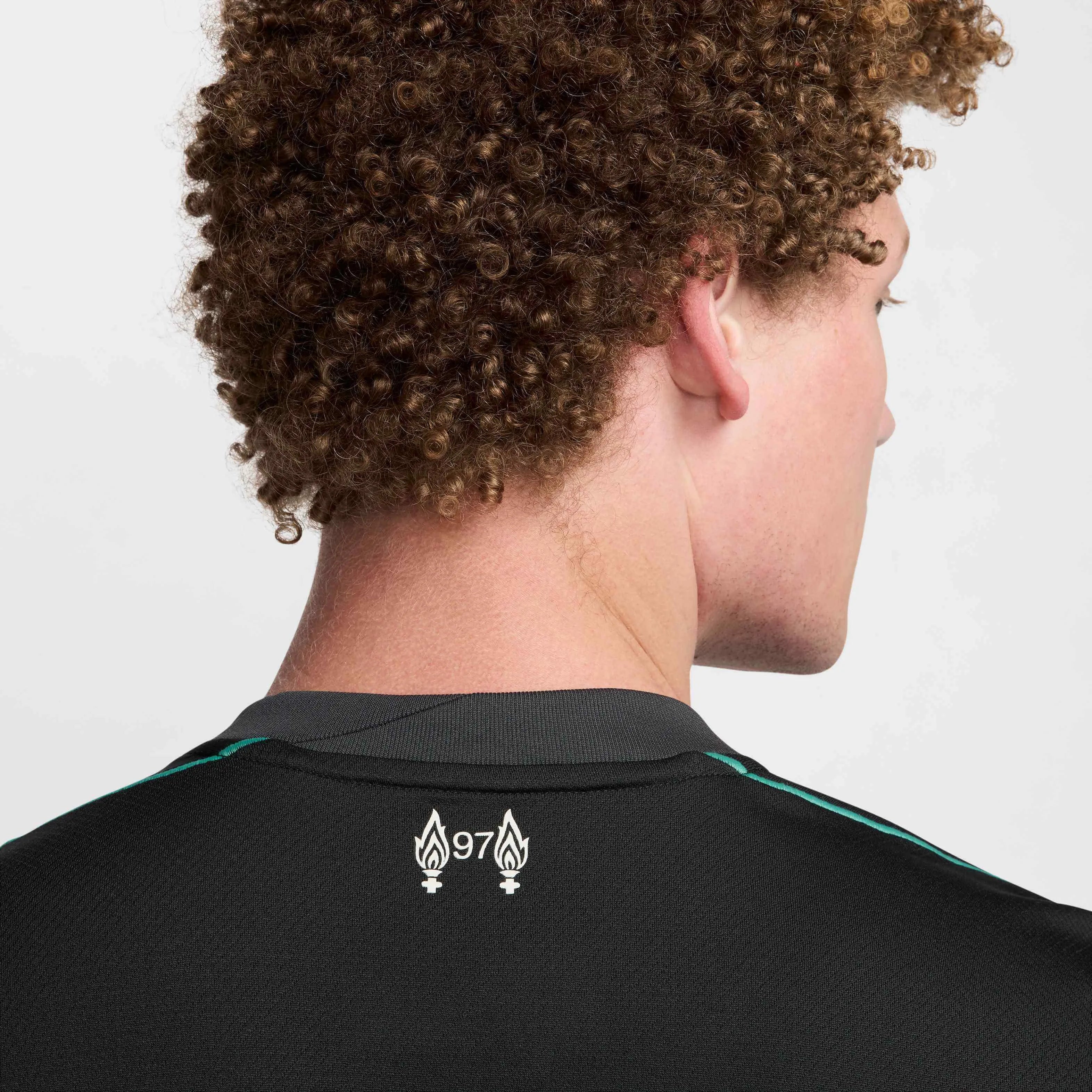 Nike 2024-25 Liverpool Men's Stadium Away Jersey (Detail 2)