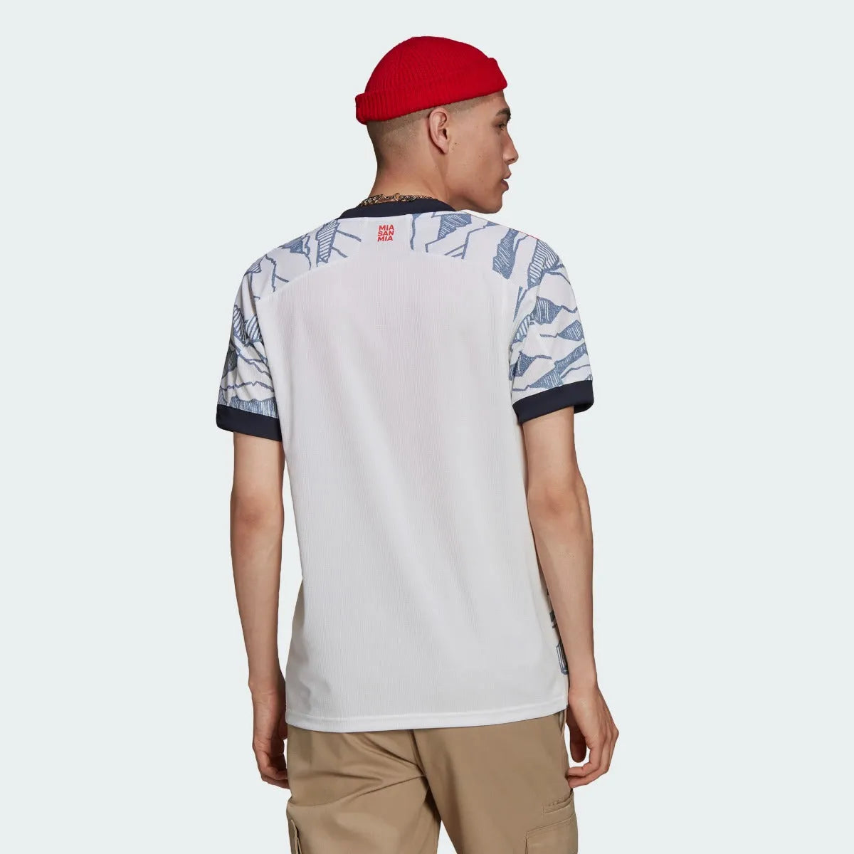 Adidas 2021-22 Bayern Munich Third Jersey - White (Model - Back)