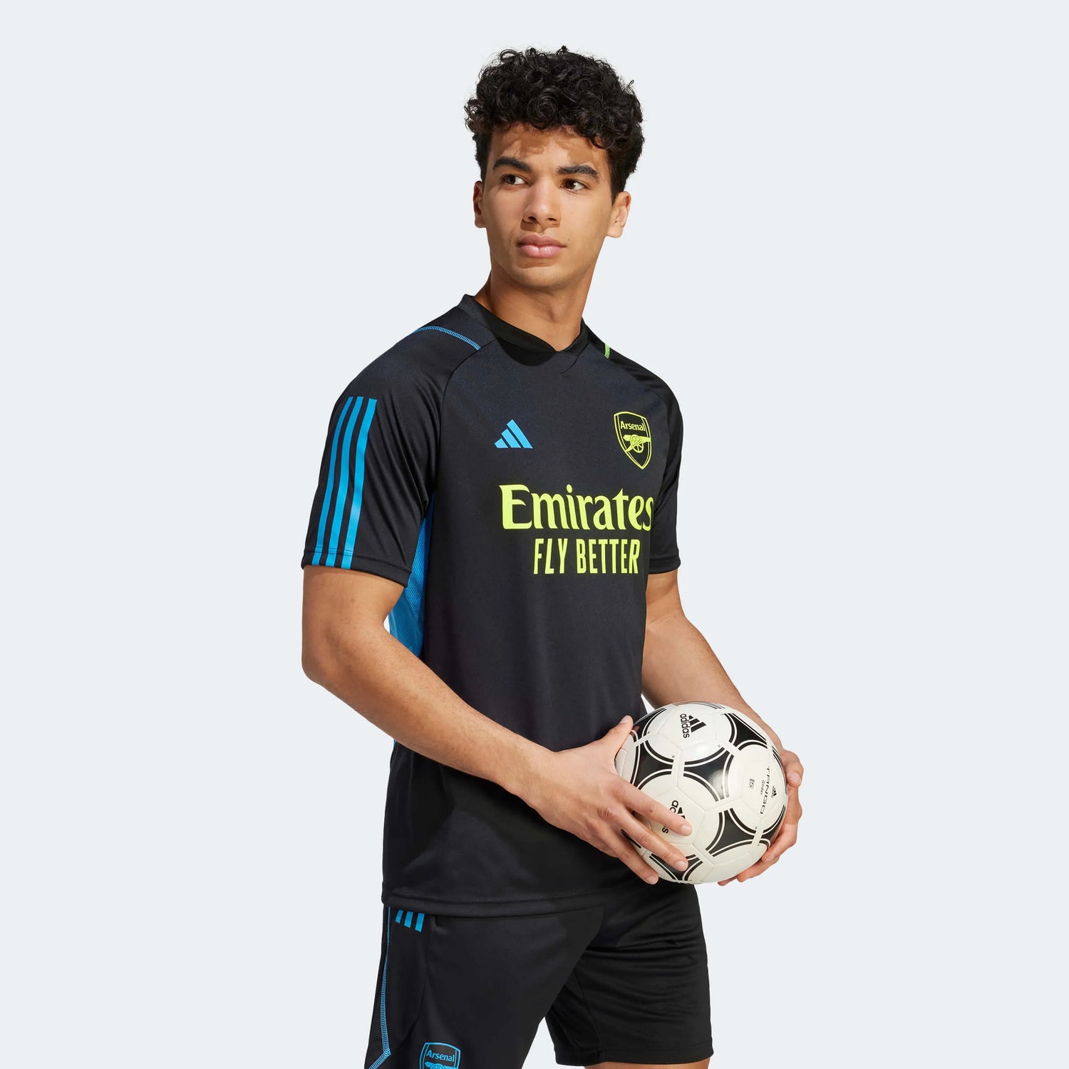 adidas 2023-24 Arsenal Men's Training Jersey (Model - Side)