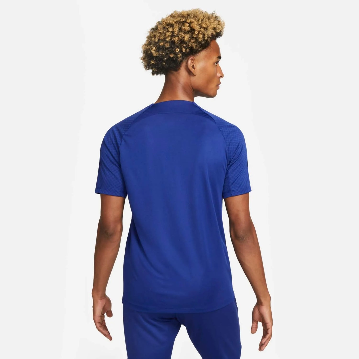 Nike 2022-23 Barcelona Men's Strike Short-Sleeve Top (Model - Back)