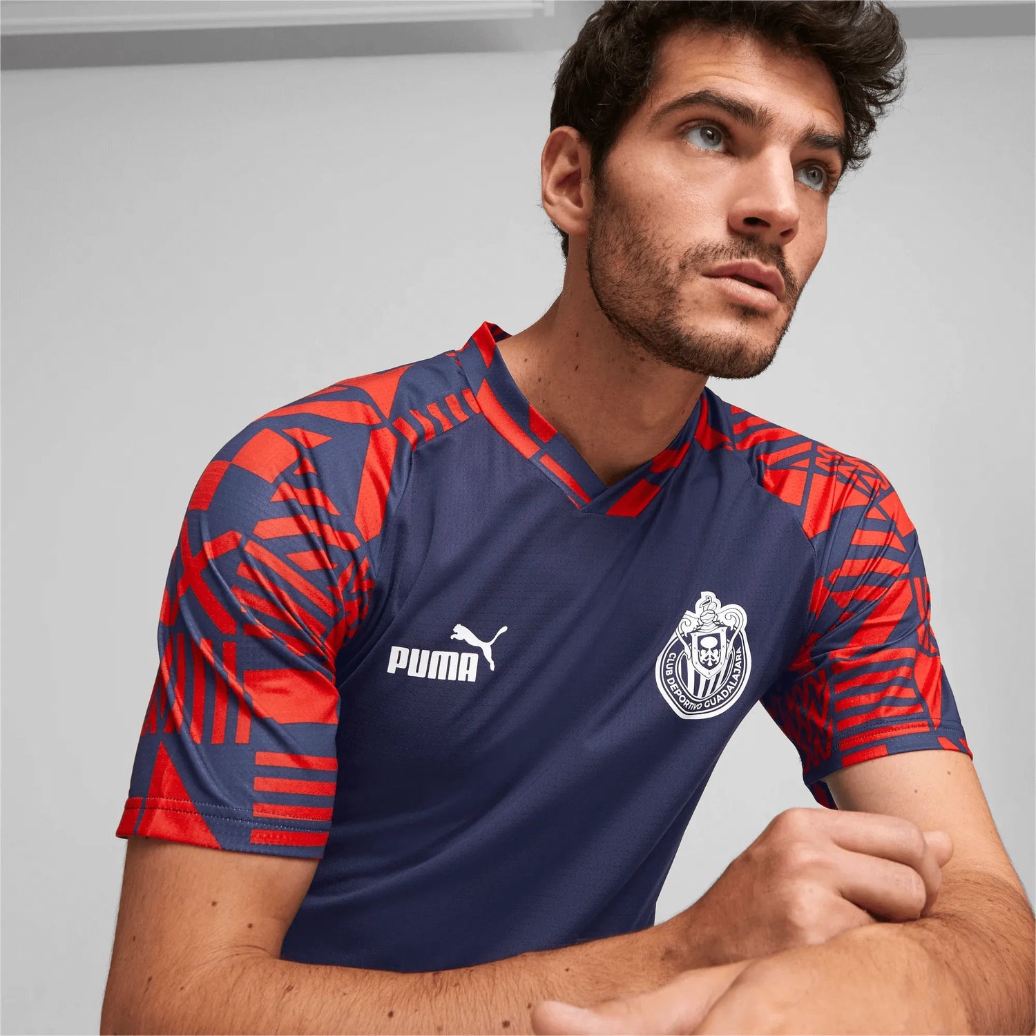 Puma 2022-23 Chivas Pre-Match Jersey - Navy-Red (Detail 1)