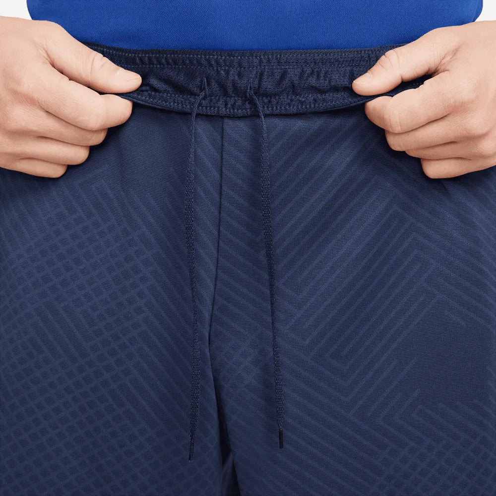 Nike 2022-23 Chelsea FC Strike Short (Detail 1)