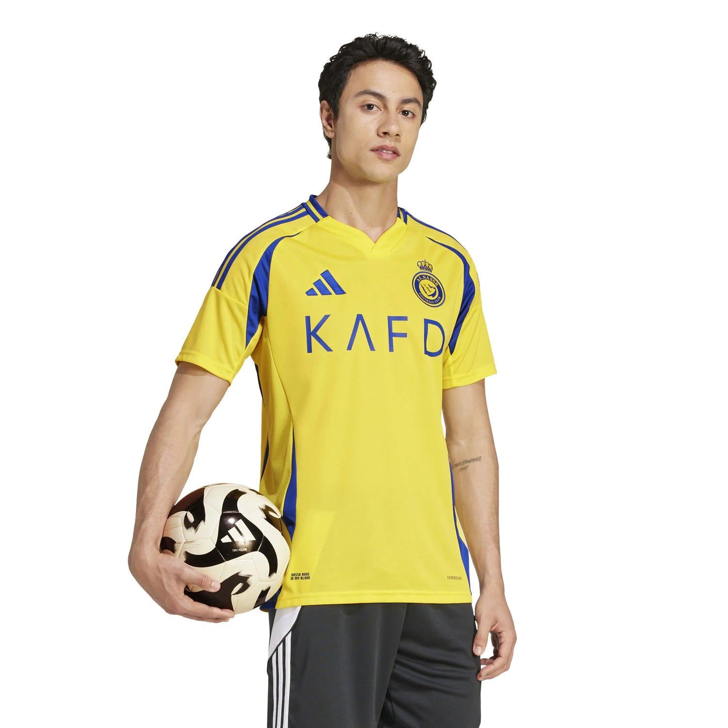 adidas 2024-25 Al Nassr Men's Stadium Home Ronaldo #7 Jersey (Model - Side)