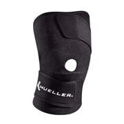 Mueller Wraparound Knee Support OSFM (Front)