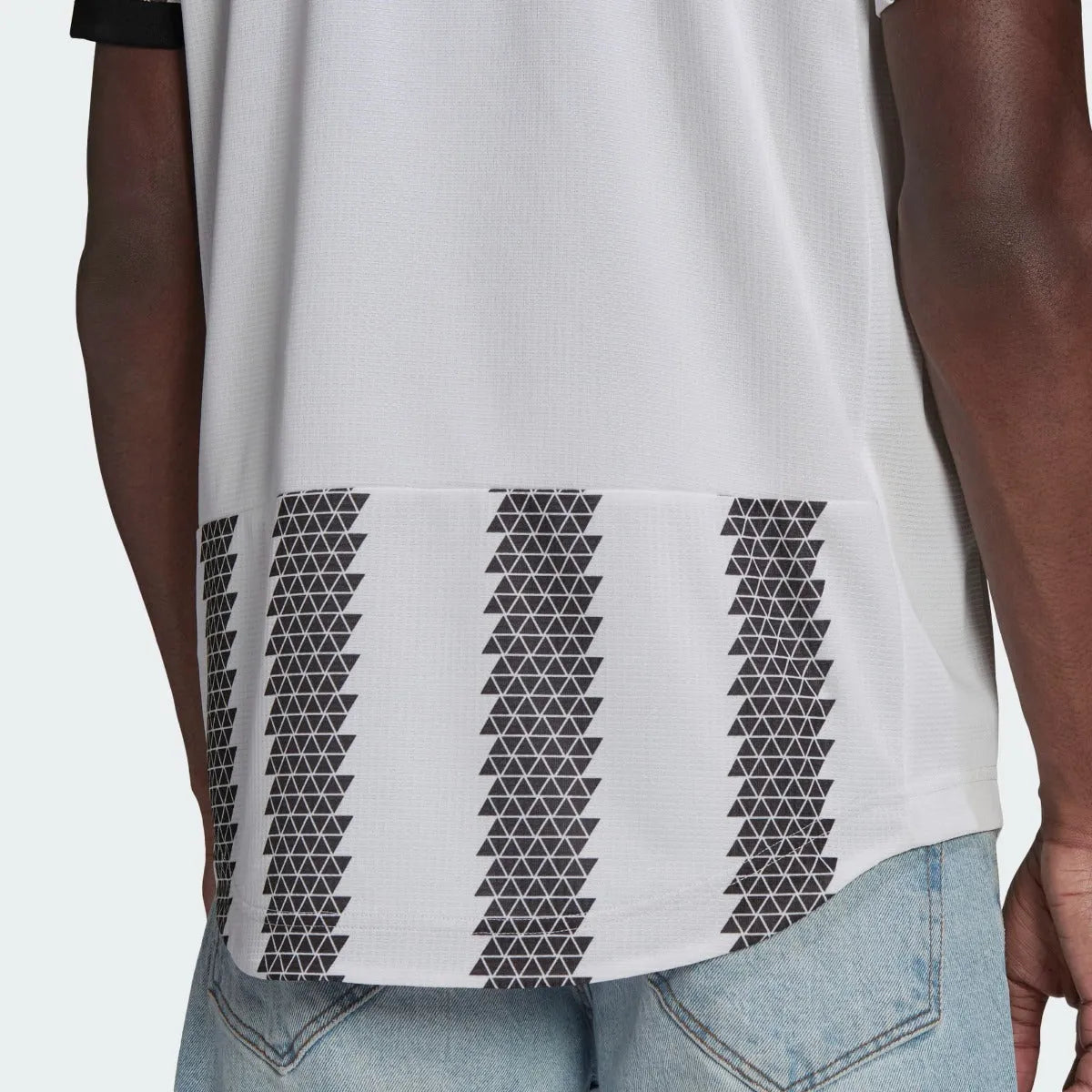 adidas 22-23 Juventus Authentic Home Jersey - White-Black (Detail 3)