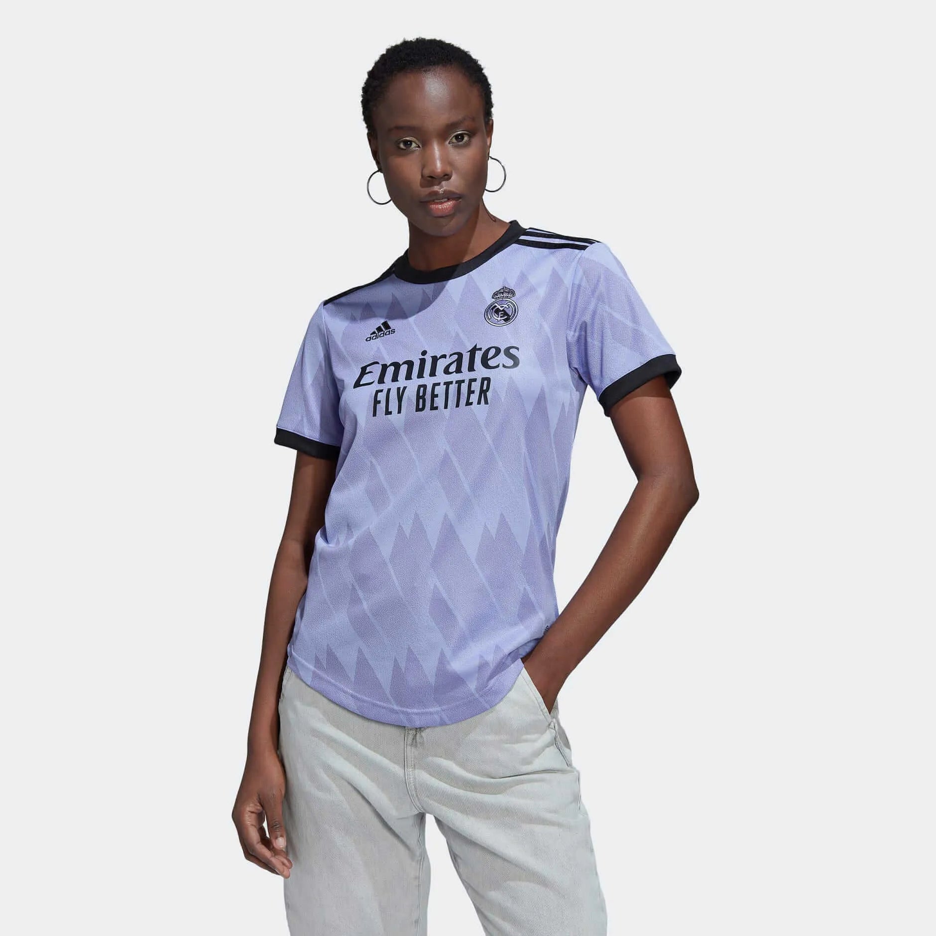adidas 2022-23 Real Madrid Women's Away Jersey - Light Purple (Model - Front)