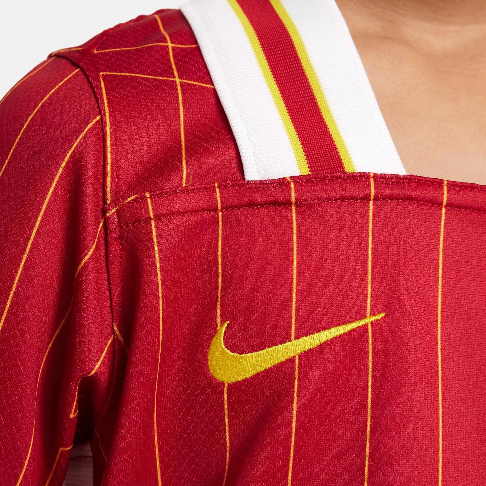 Nike 2024-25 Liverpool Little Kids' Stadium Home Kit (Detail 3)