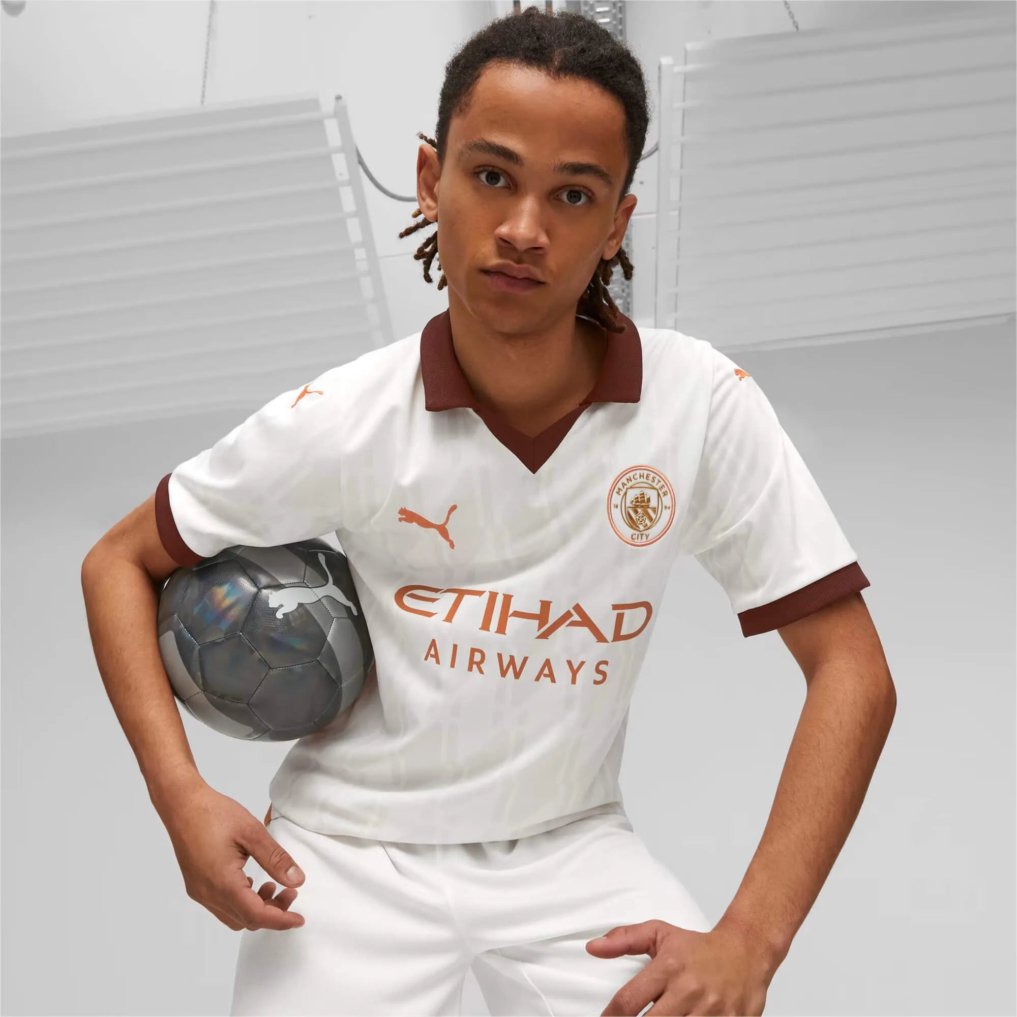 Puma 2023-24 Manchester City Men's Stadium Away Jersey (Model - Front)