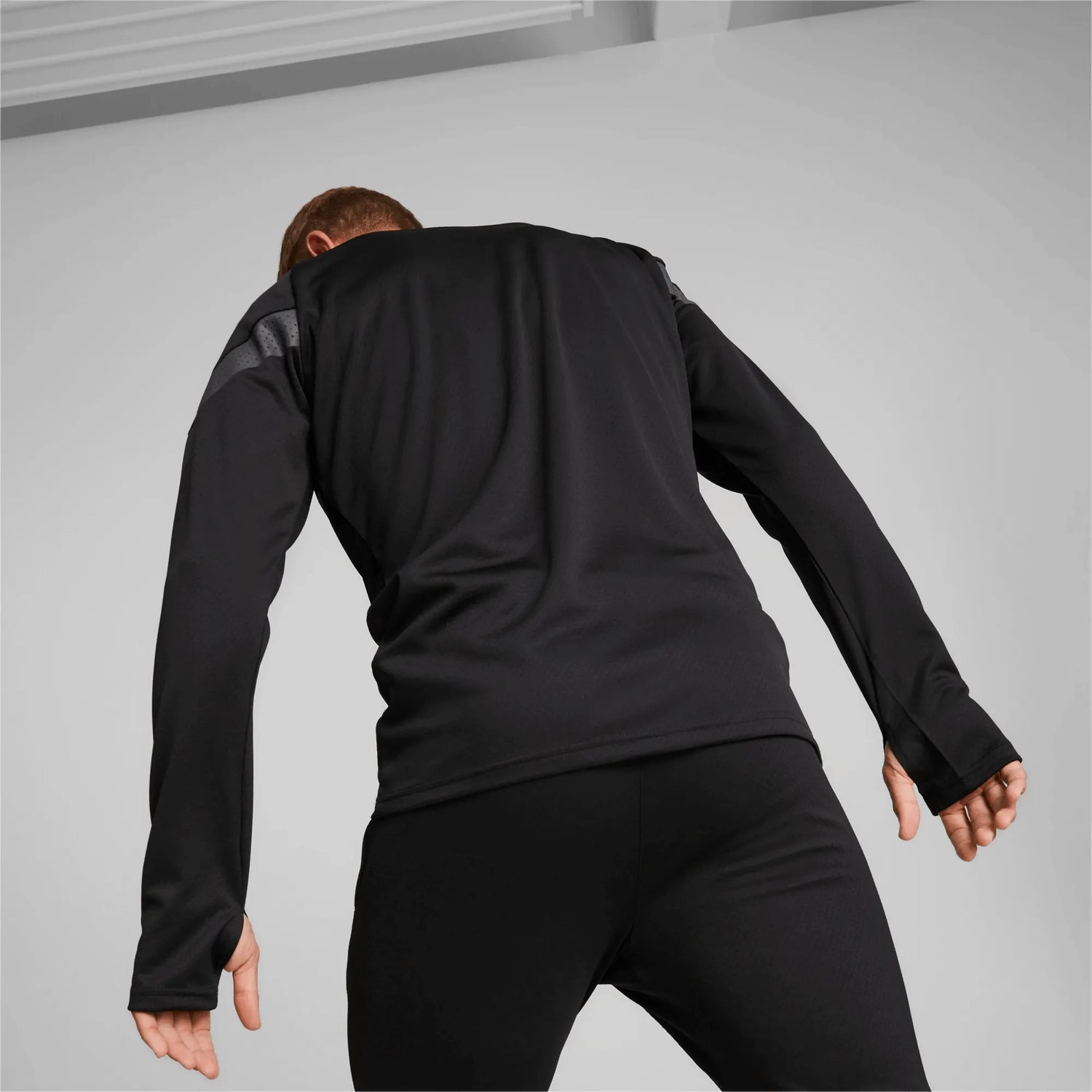 Puma 2022-23 AC Milan Quarter Zip Training Top - Black-Red (Model - Back)