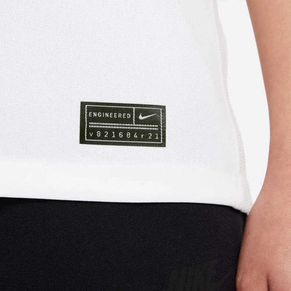 Nike 2021-22 PSG Youth Away Jersey (Detail 4)