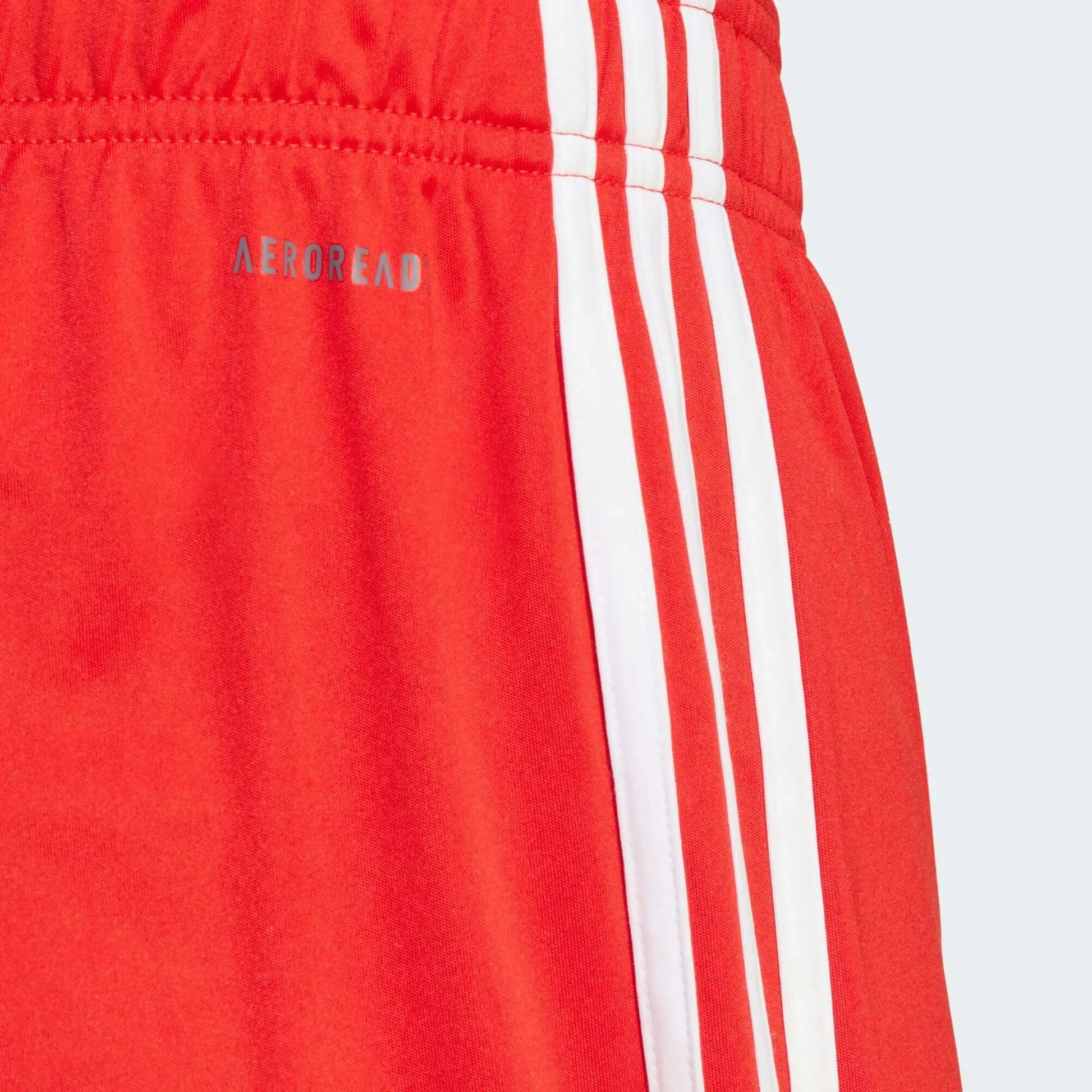 adidas 2023-24 Bayern Munich Men's Home Shorts (Detail 3)