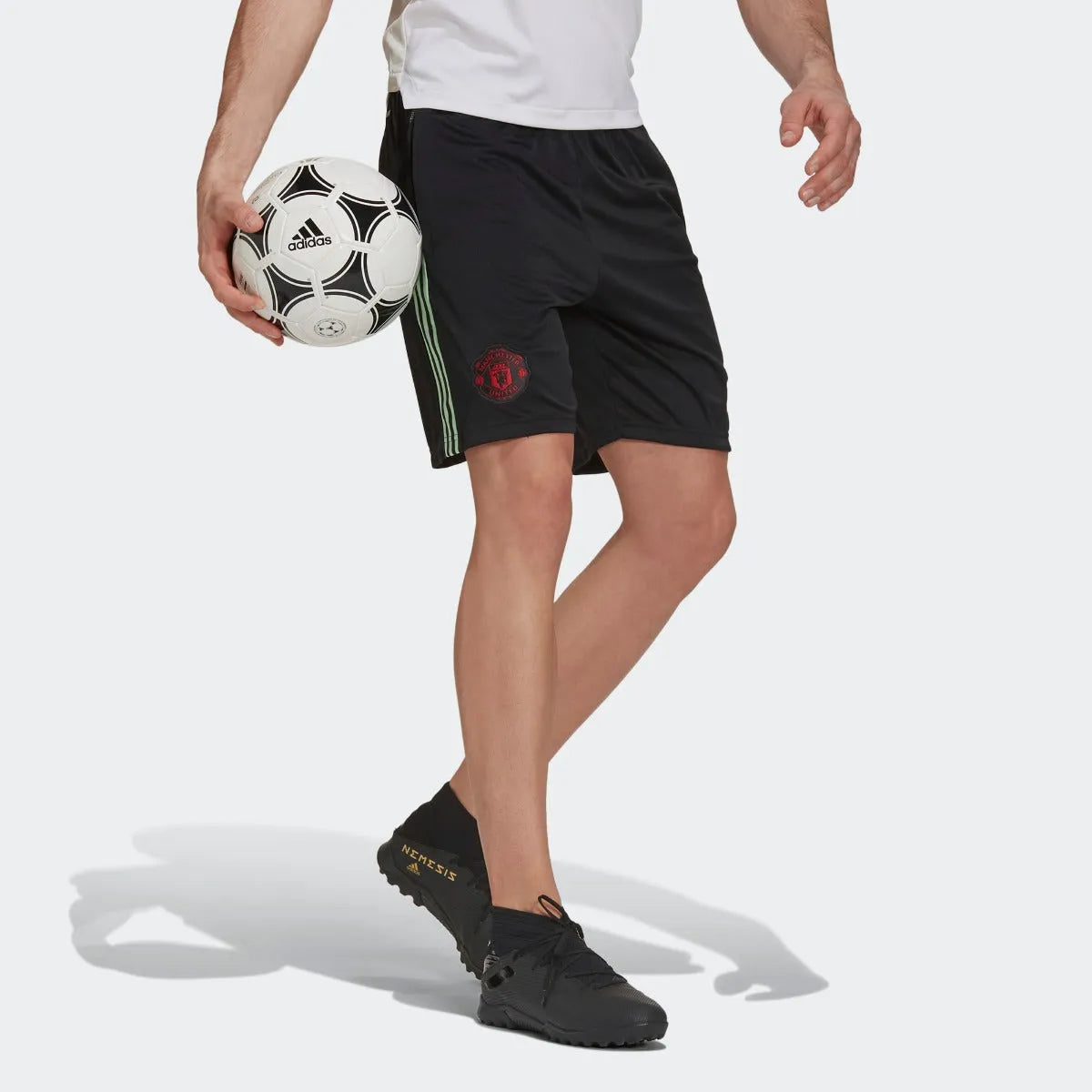 Adidas 2021 Manchester United Training Shorts - Black (Model - Front 2)