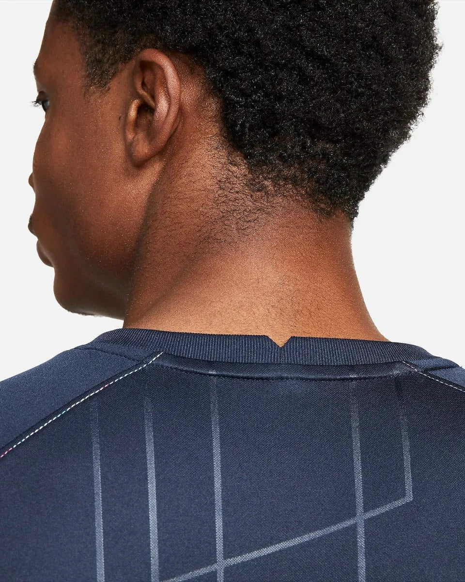 Nike 2021-22 Barcelona Pre-Match Jersey - Obsidian (Detail 2)