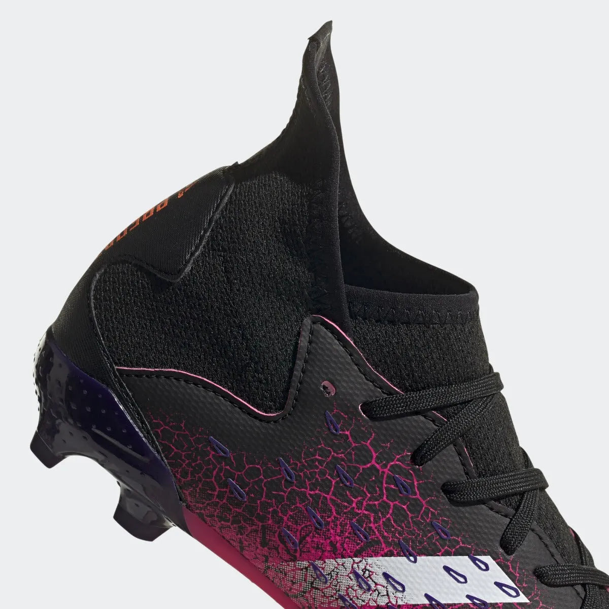 Adidas JR Predator Freak .3 FG - Black-Pink-Purple (Detail 1)