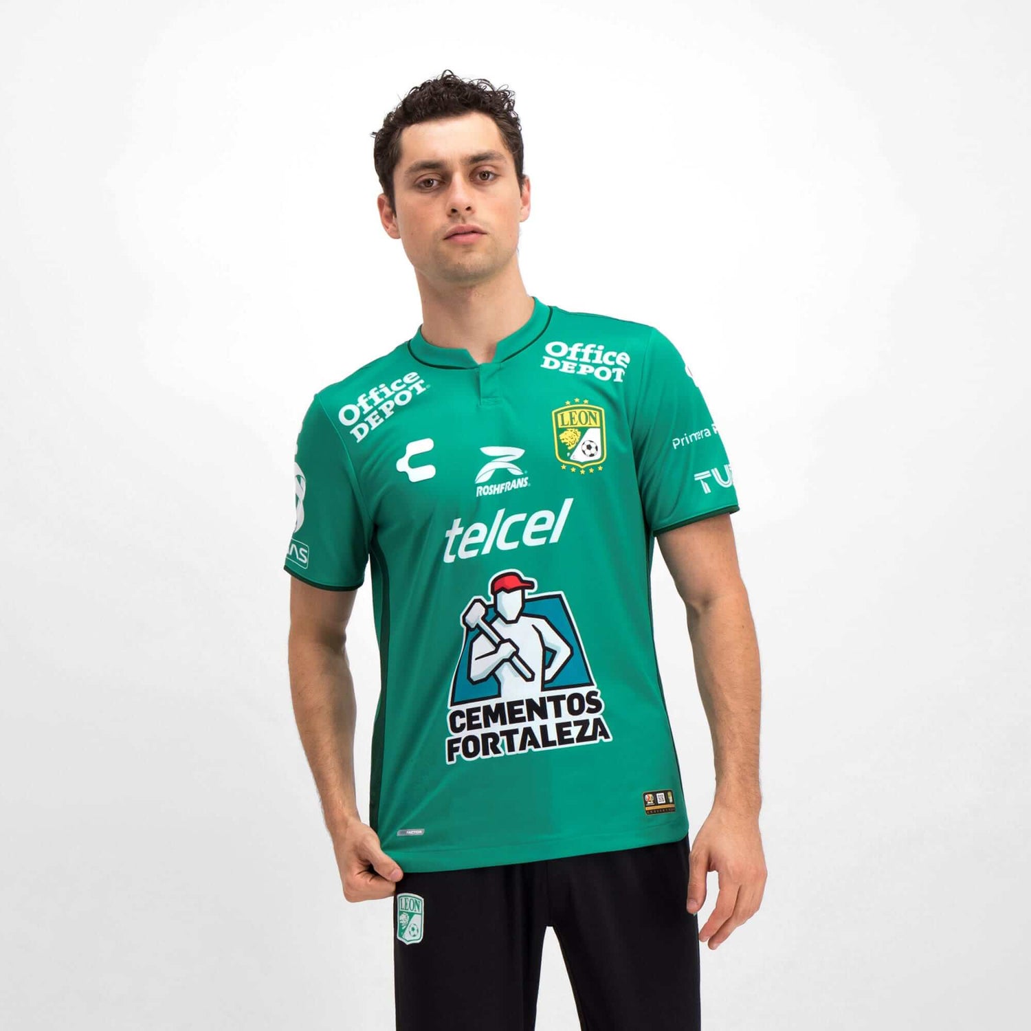 Charly 2023-24 Leon Men's Stadium Home Jersey (Model - Front)