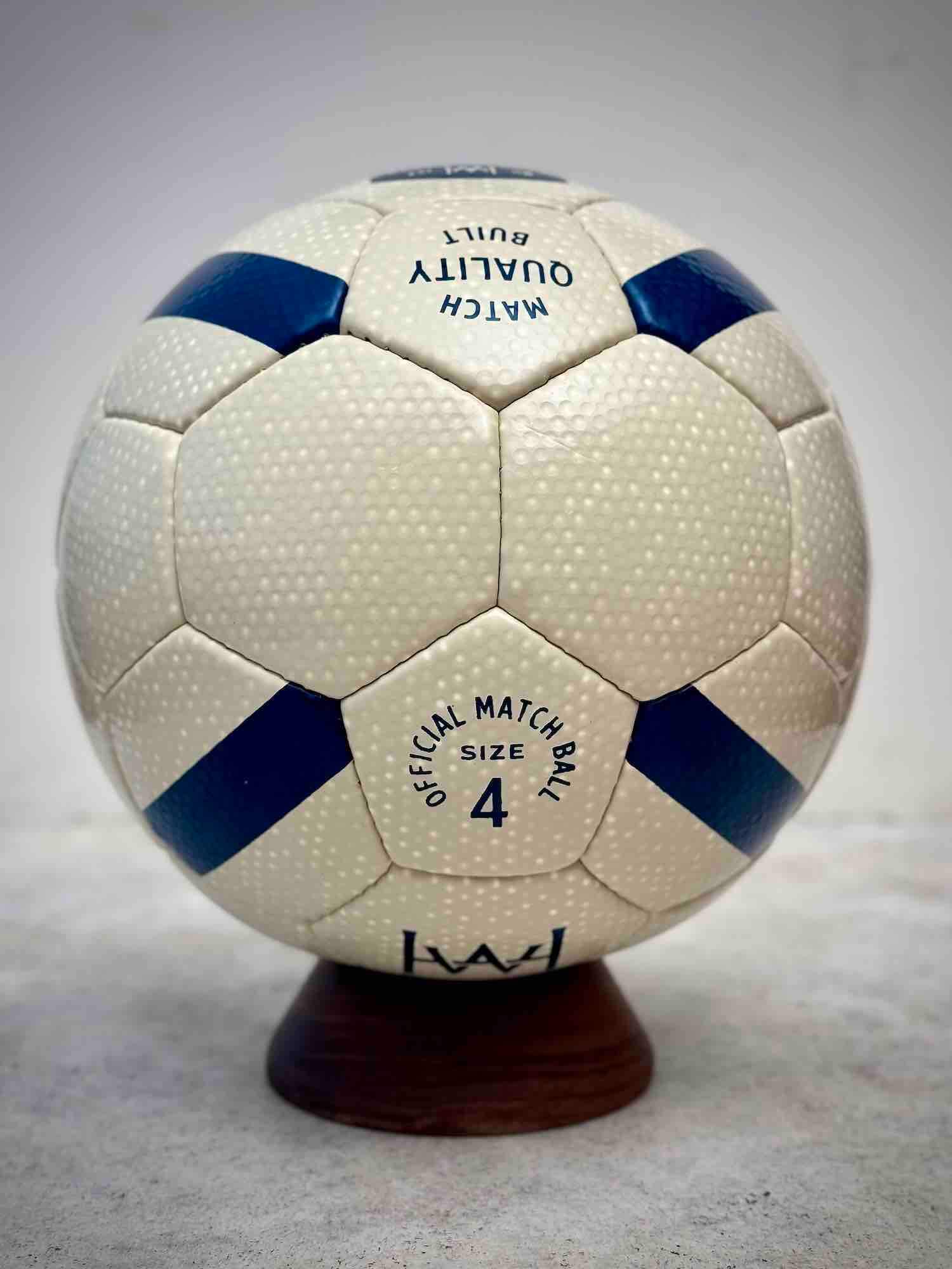 Hayworth Athletic Standard Model No. 152, Size 4 (Top)