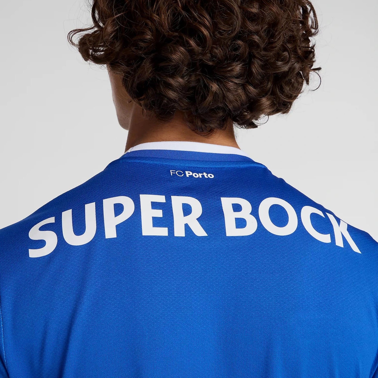 New Balance 2025-26 Porto Men's Stadium Home Soccer Jersey (Detail 2)