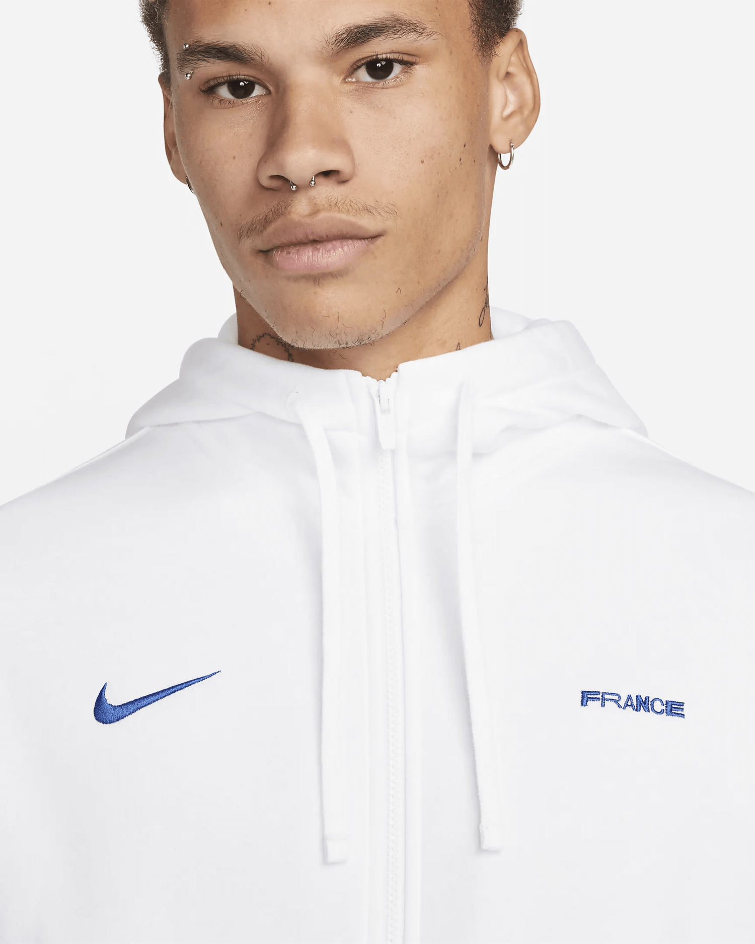 Nike 2022 France Men's Club Fleece Full-Zip Hoodie (Detail 1)
