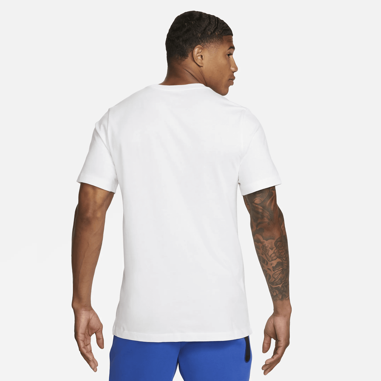 Nike 2023-24 Barcelona Crest Tee - White (Model - Back)