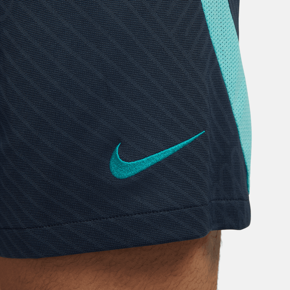 Nike 2023-24 Barcelona Men's Strike Third Shorts (Detail 4)