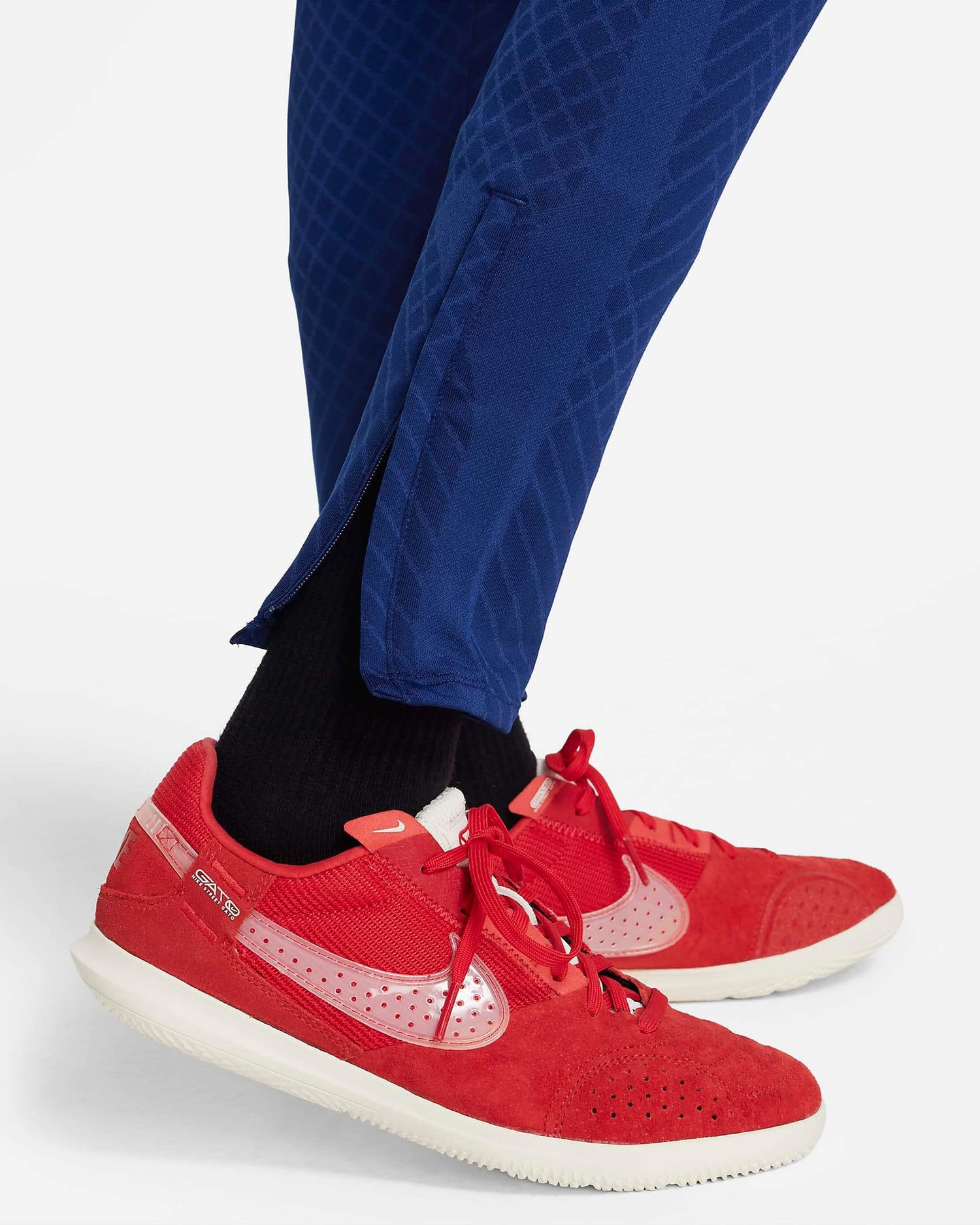 Nike 2023-24 Barcelona Youth Strike DF Knit Pants (Detail 4)