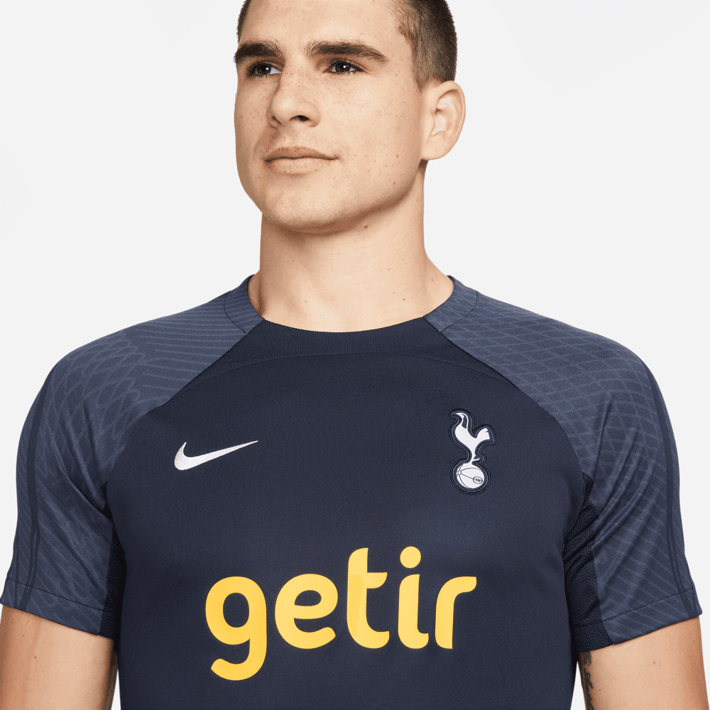Nike 2023-24 Tottenham Men's Strike Training Jersey (Detail 1)