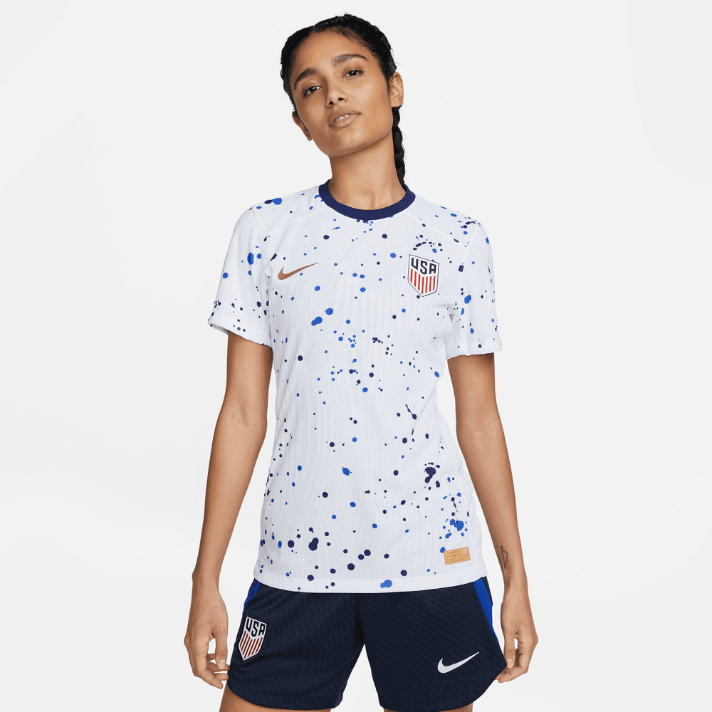 Nike 2023-24 USA Women's Home Authentic Jersey (No Stars) (Model - Front)