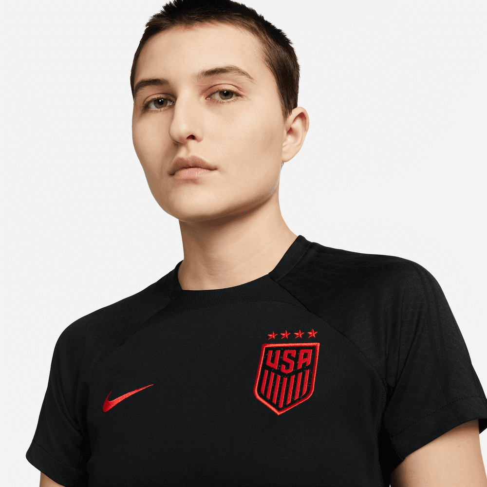 Nike 2023-24 USA Women's Training Jersey (Detail 1)