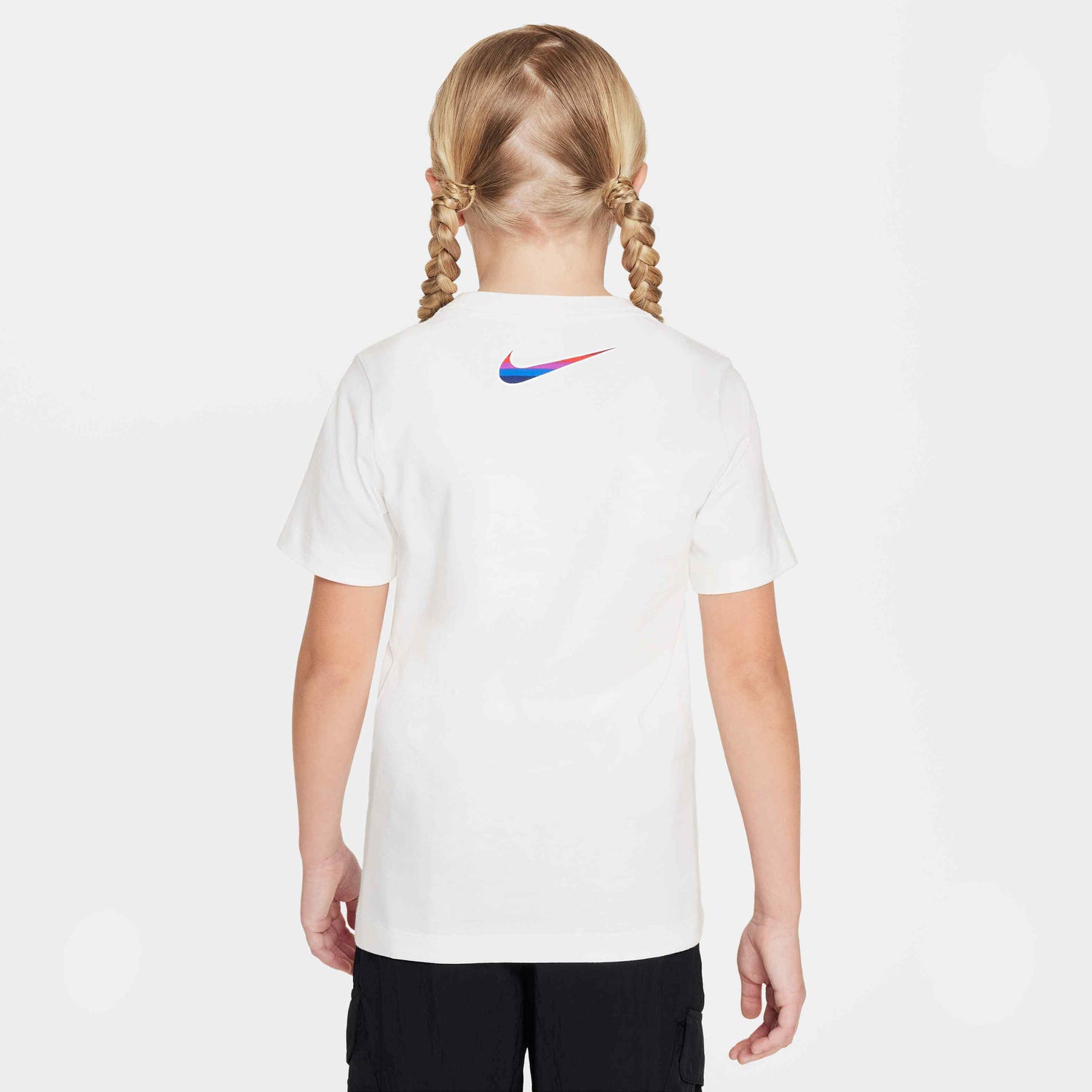 Nike 2024-25 England Youth Club Essential Tee (Model - Back)